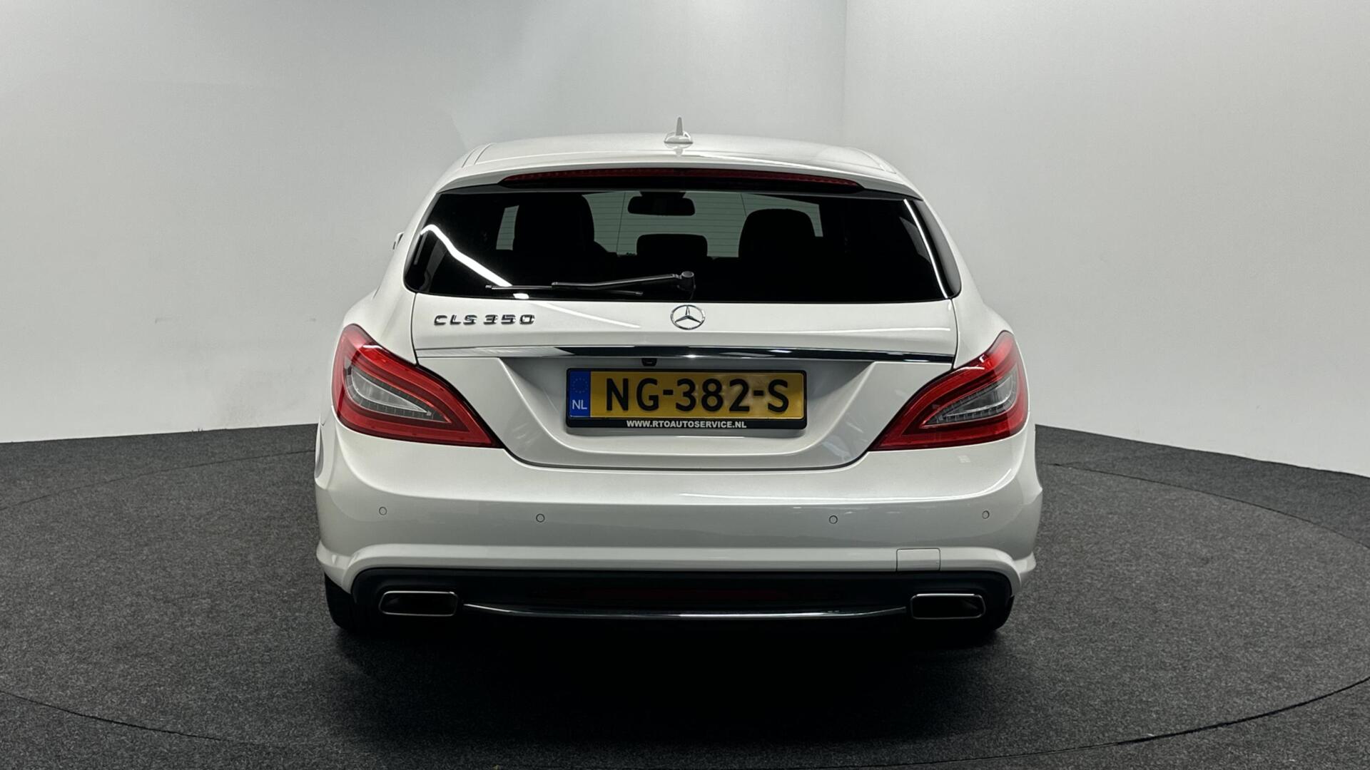 Foto van Mercedes-Benz CLS 350