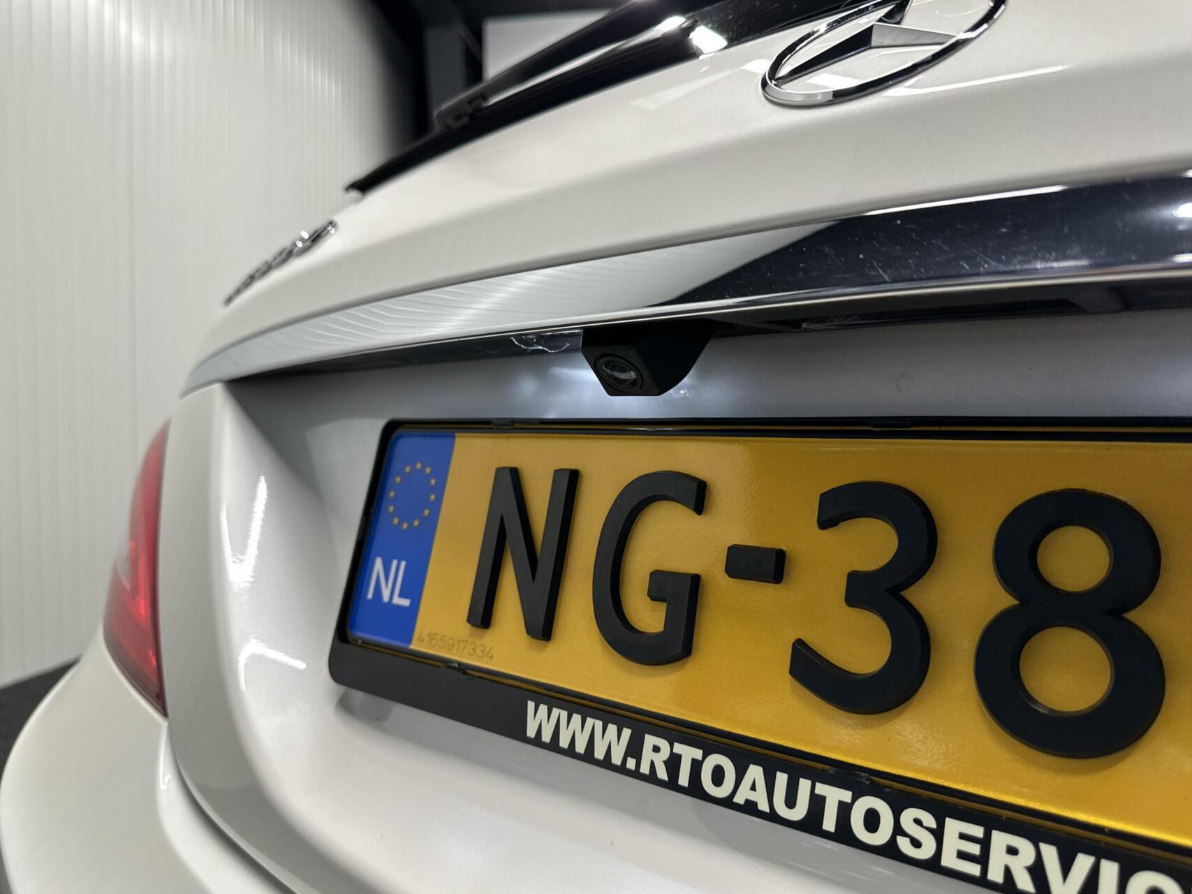 Foto van Mercedes-Benz CLS 350