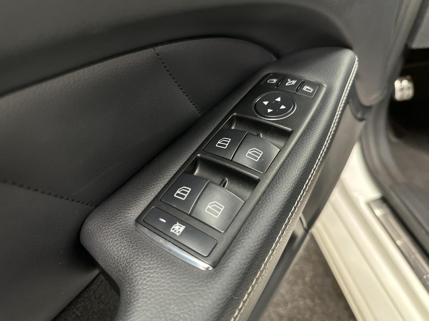 Foto van Mercedes-Benz CLS 350