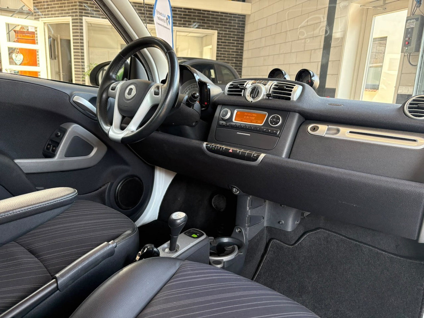 Foto van Smart Fortwo Coupe MHD