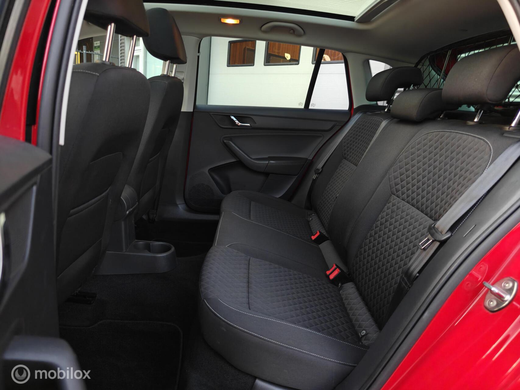 Foto van Skoda Rapid