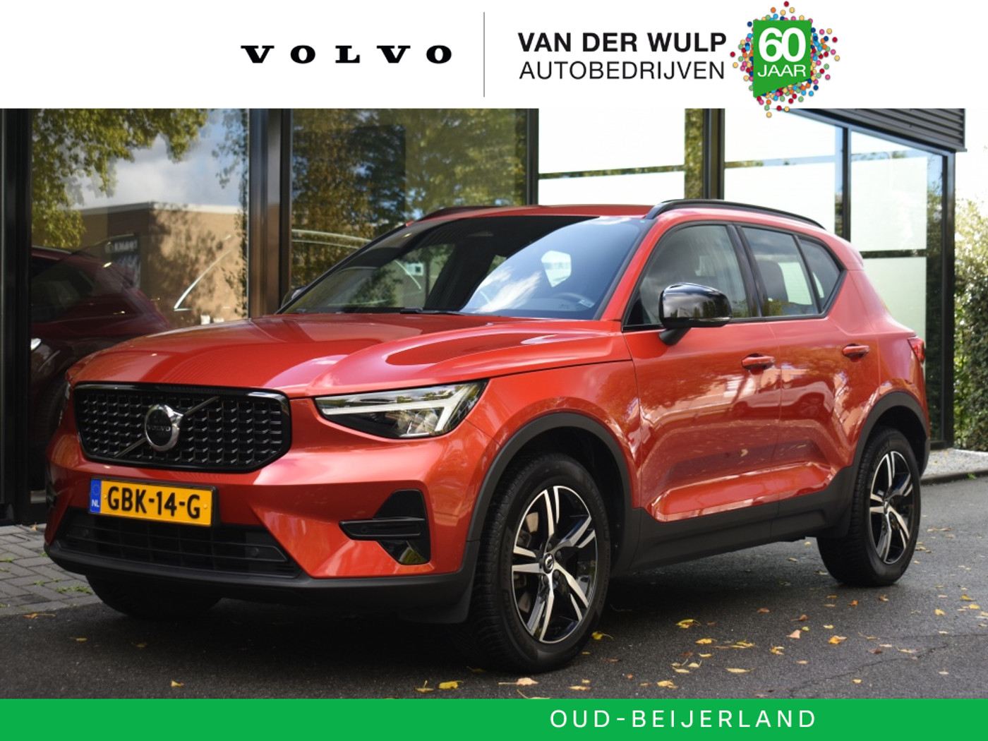 Volvo XC40 B4 197pk Plus Dark | Trekhaak | Verwarmde Voorruit | ACC 2024 - voorkant