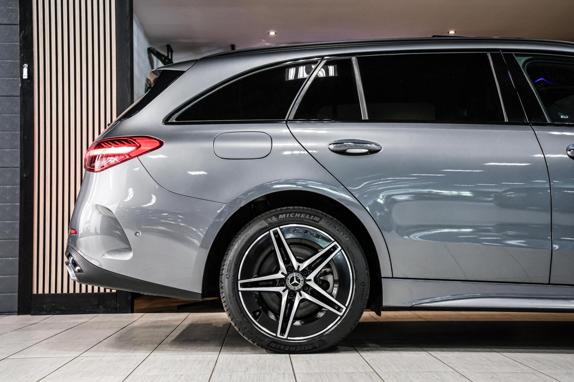Foto van Mercedes-Benz C 300 E