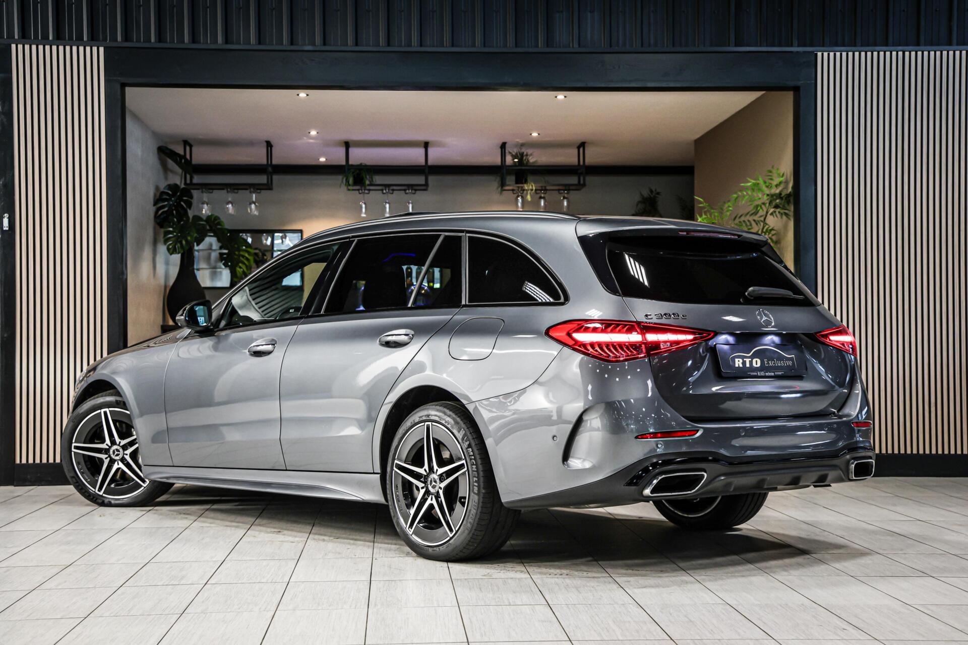 Foto van Mercedes-Benz C 300 E