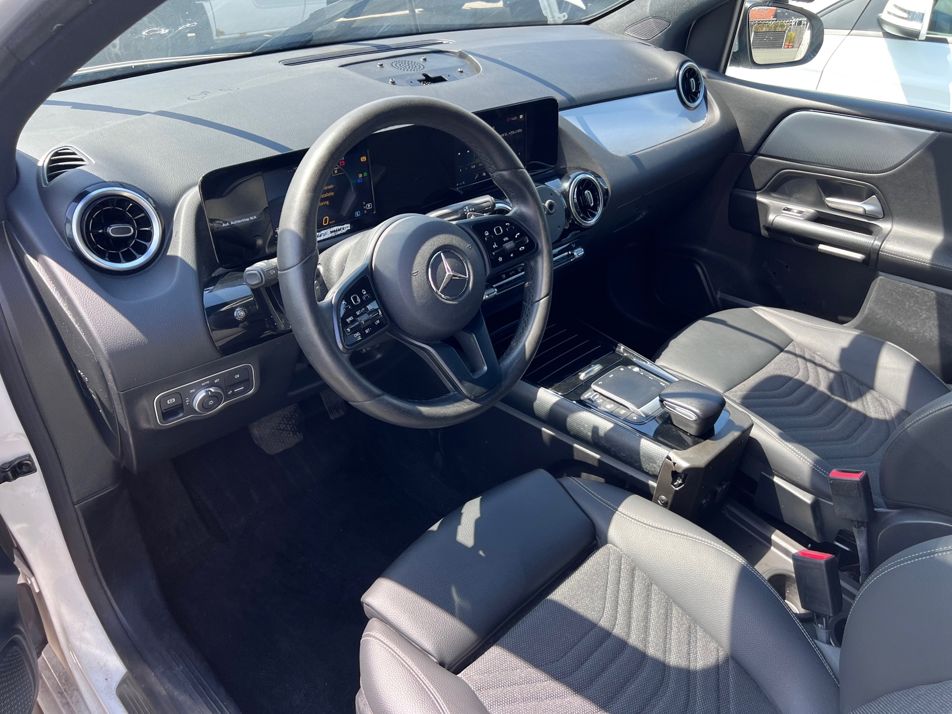 Foto van Mercedes-Benz B 200 D