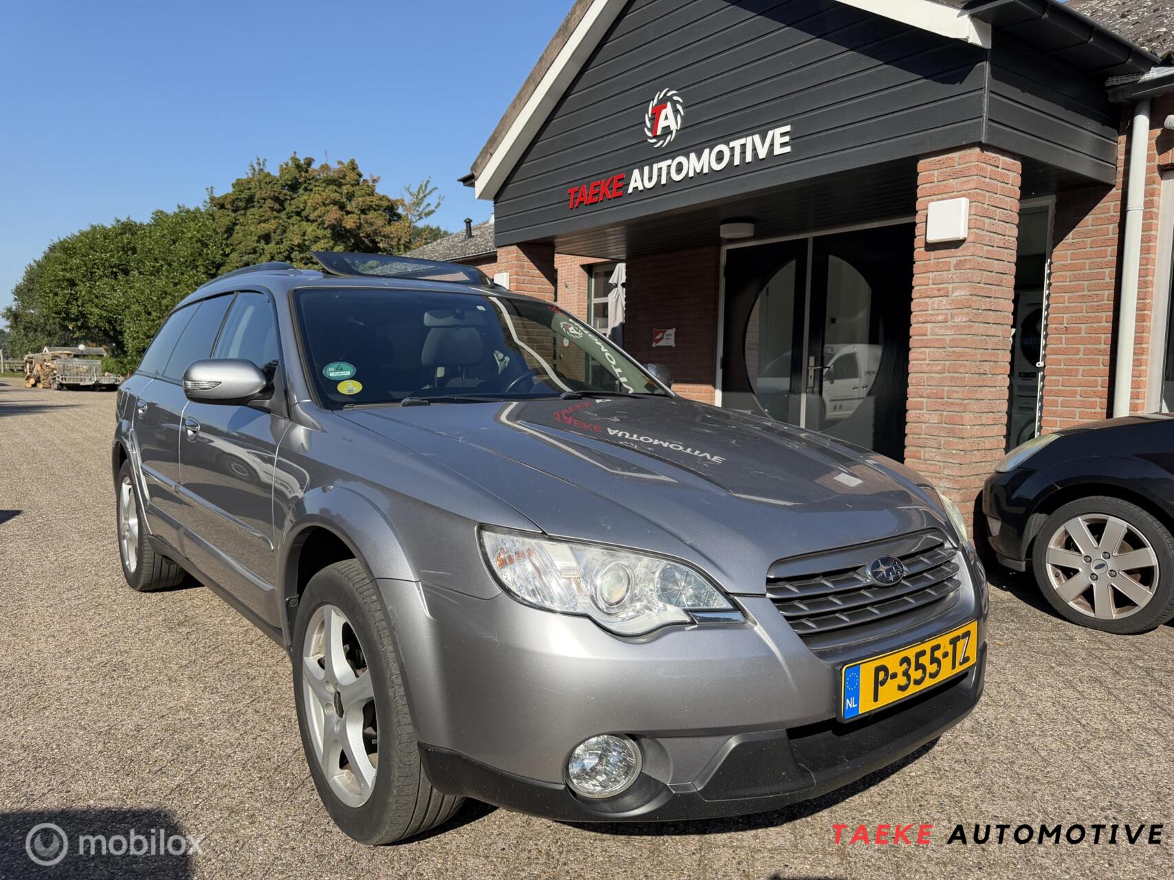 Subaru Legacy 2.5i Exclusive Edition AUT/DAKJE 2009 - voorkant
