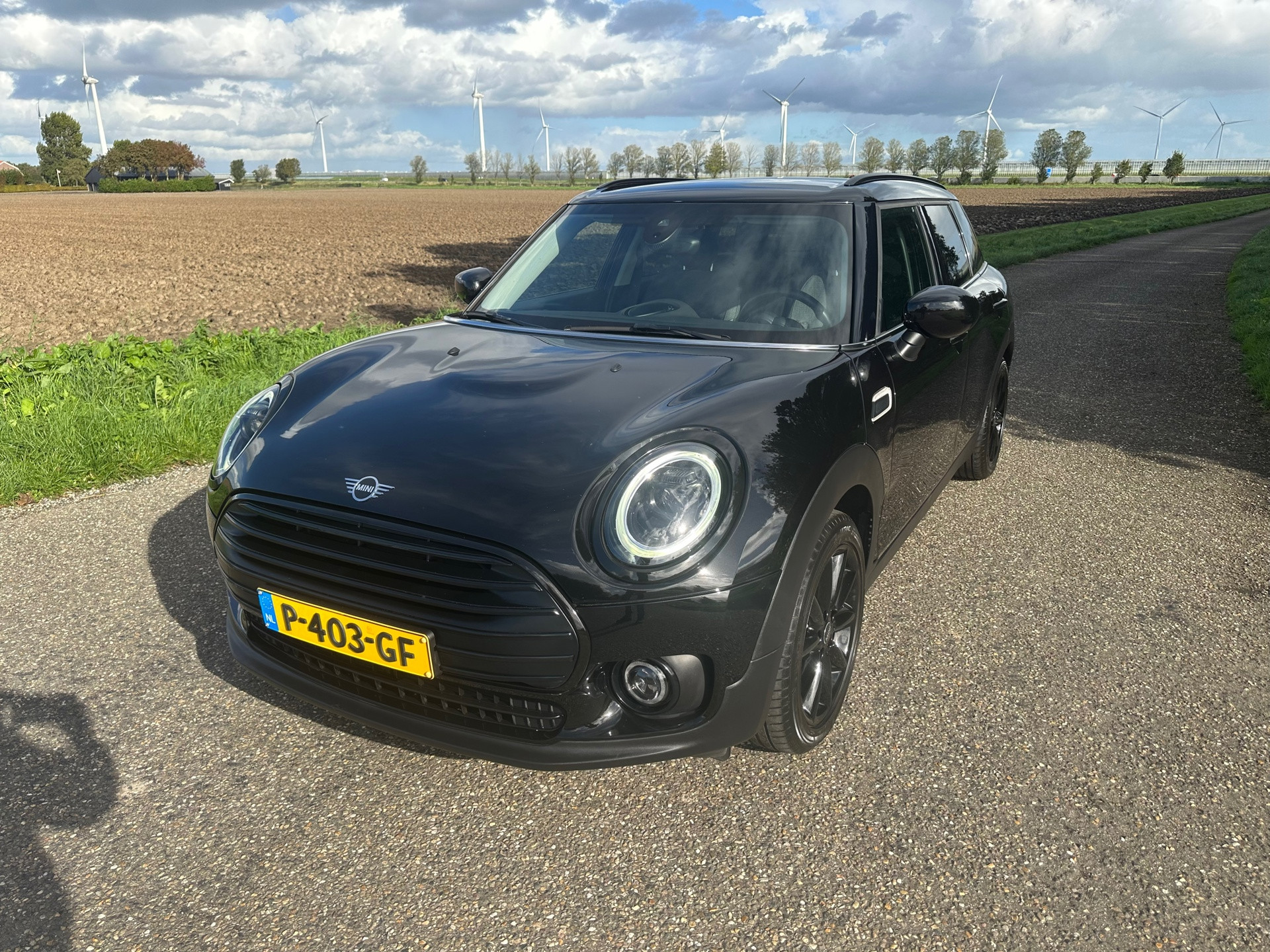 Mini Clubman 1.5 One Business Edition 2022 - voorkant
