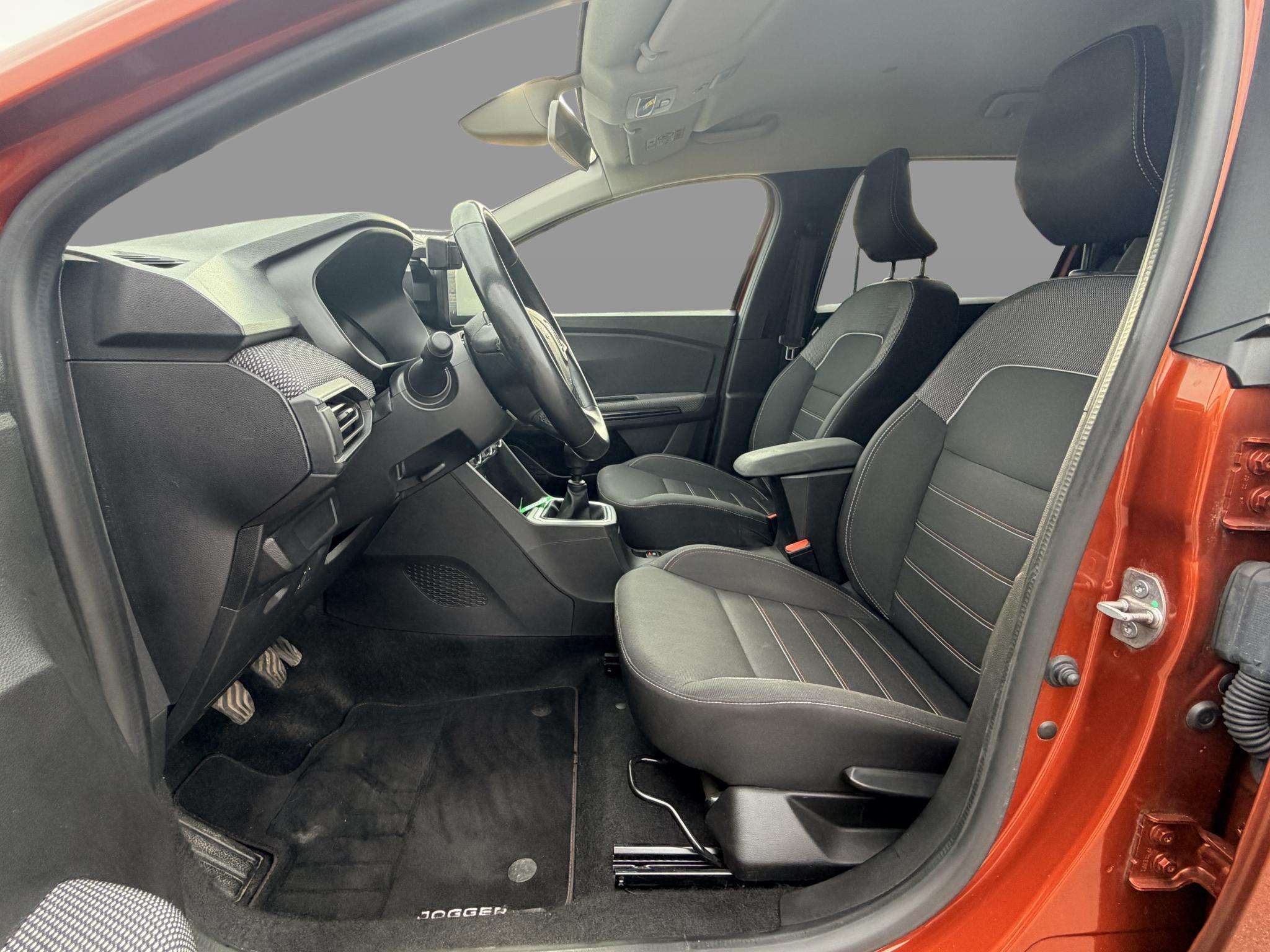 Foto van Dacia Jogger