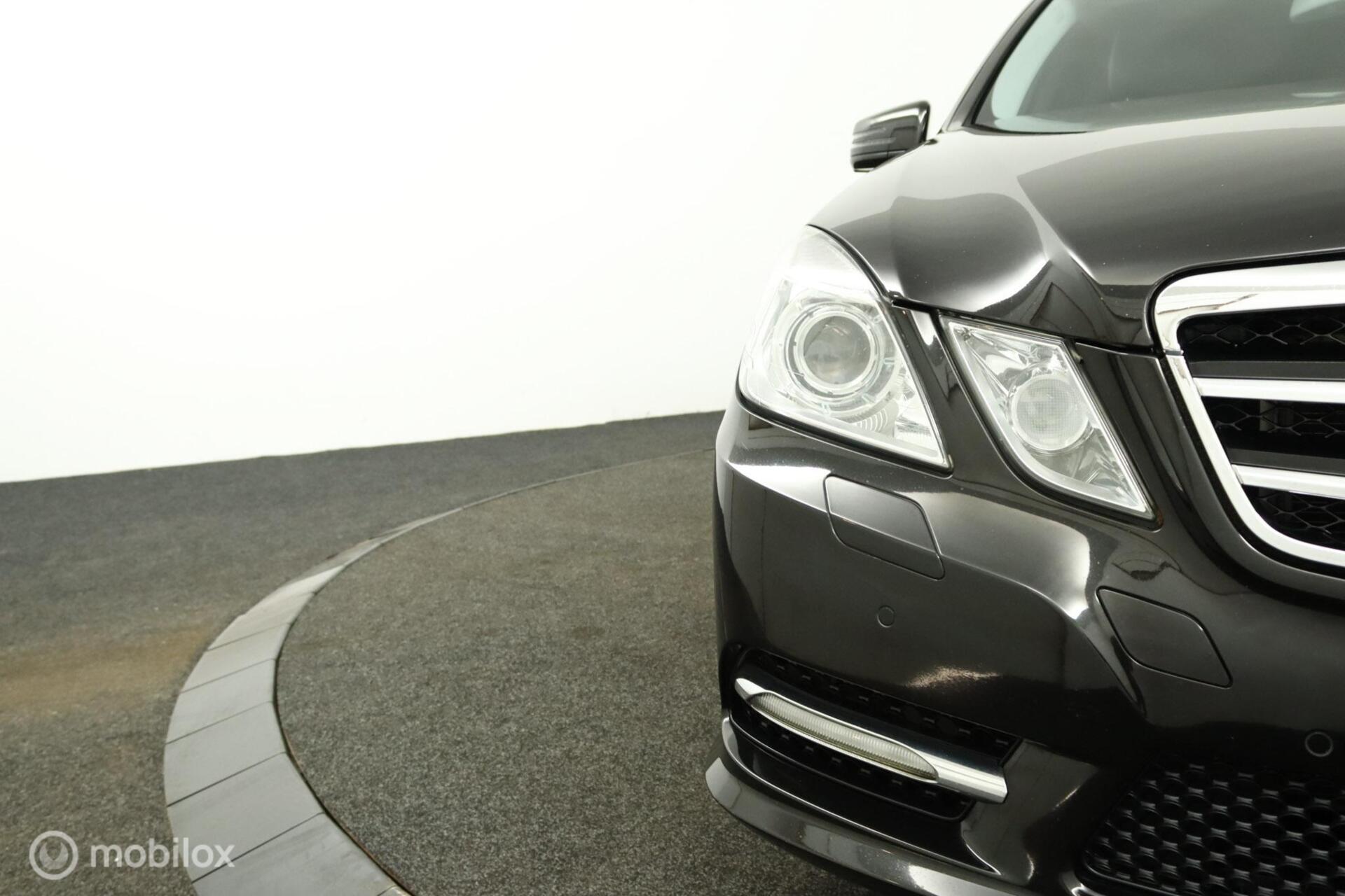 Foto van Mercedes-Benz E 300