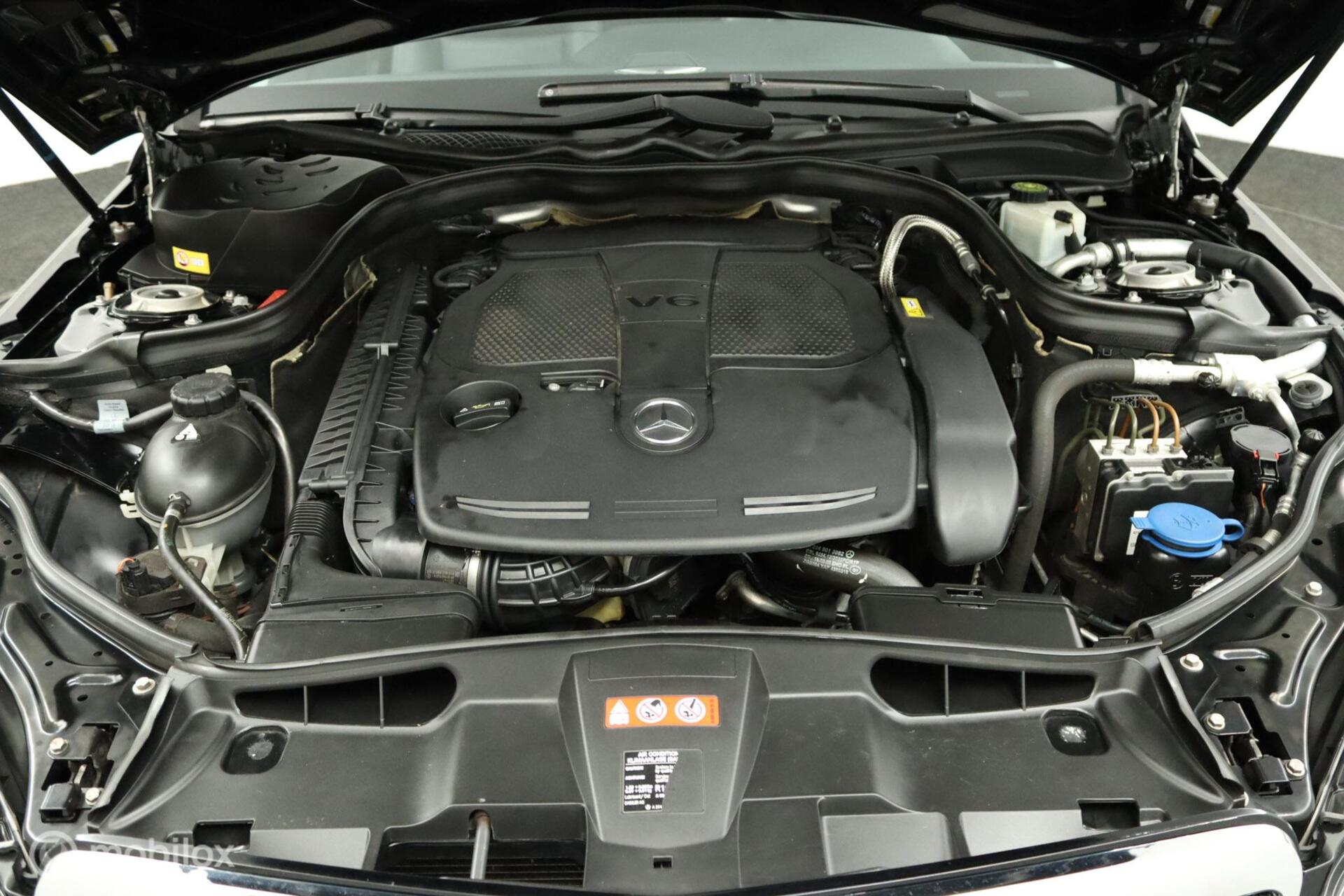 Foto van Mercedes-Benz E 300