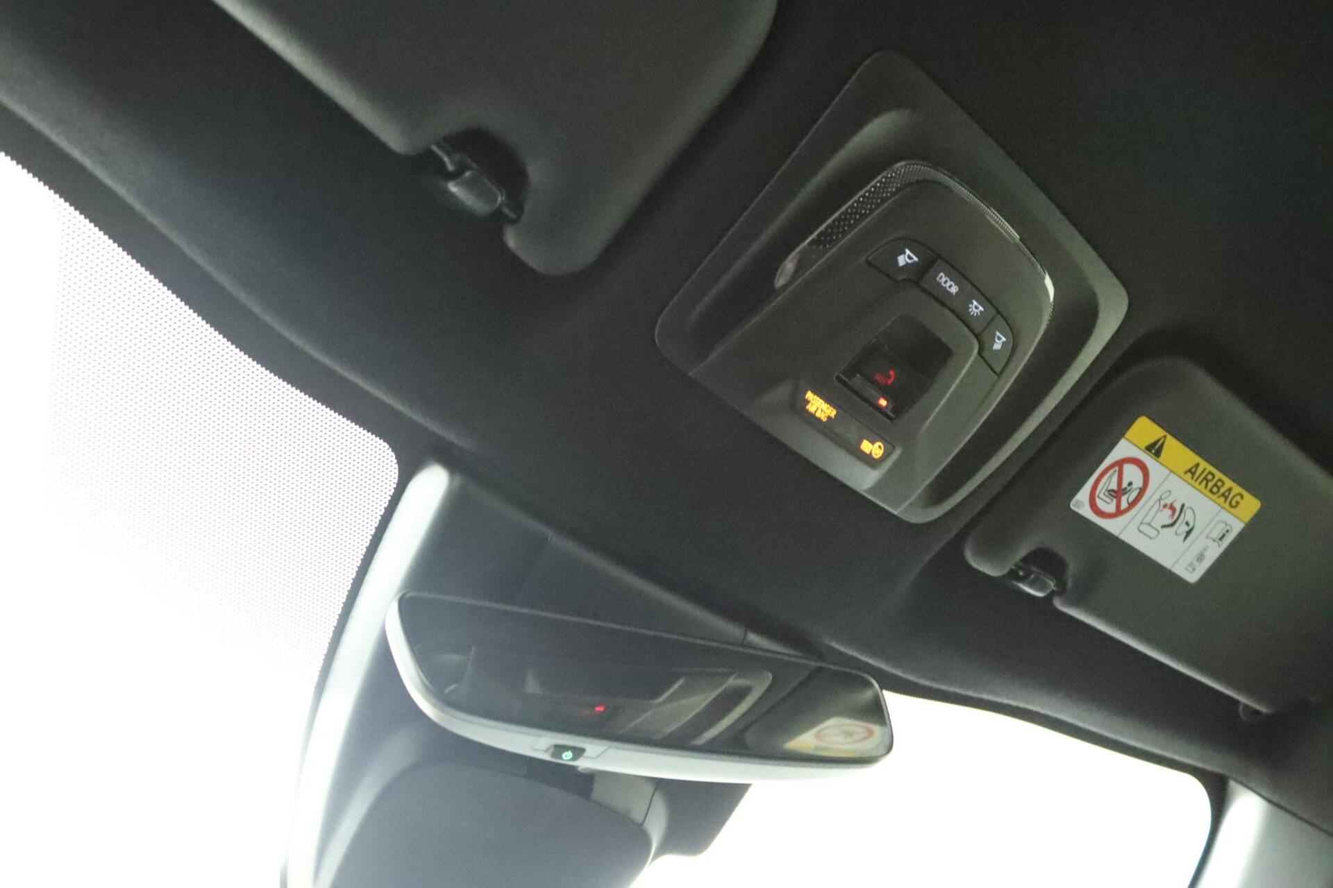 Foto van Mercedes-Benz E 300