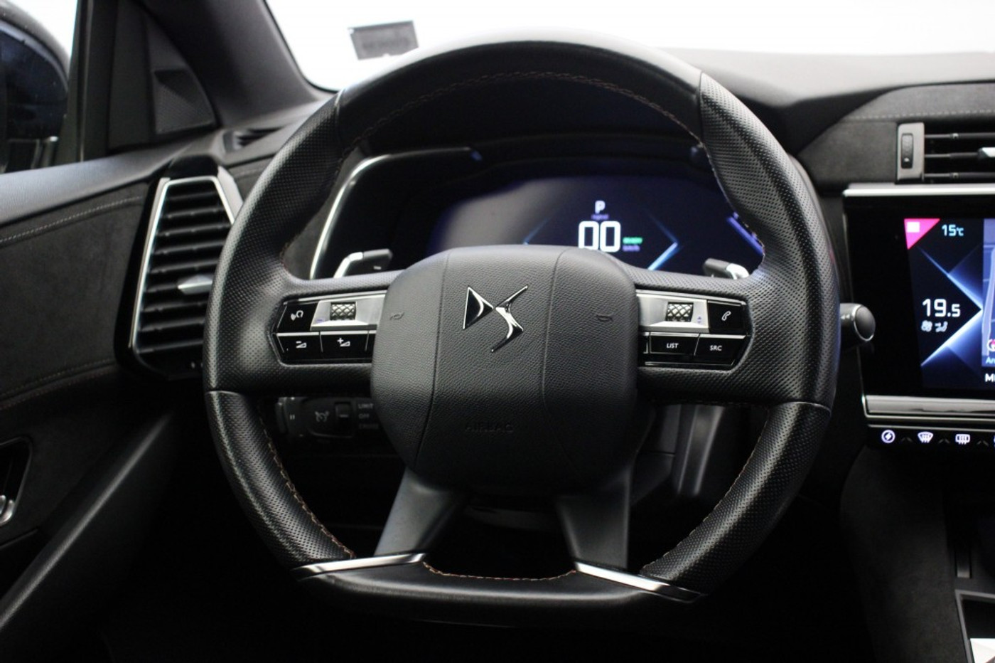 Foto van DS DS 7 Crossback