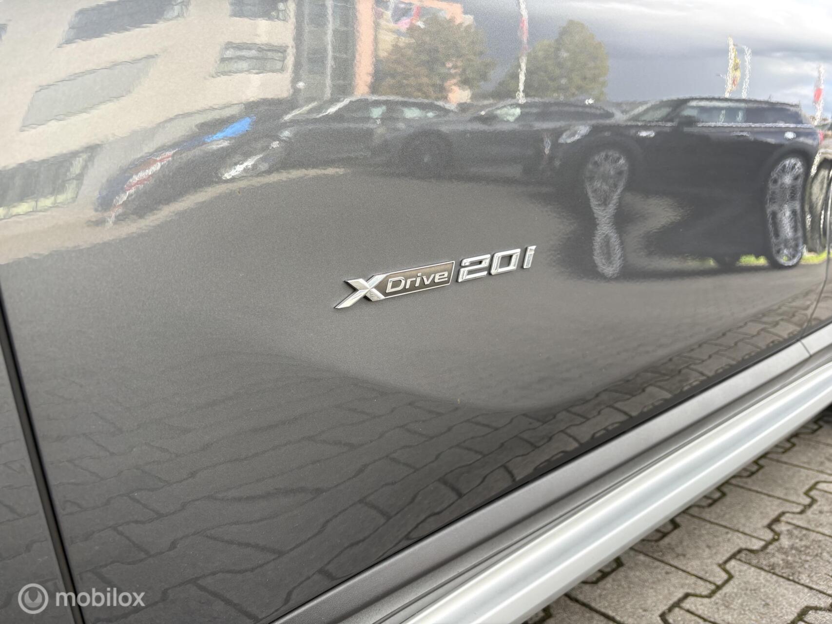 Foto van BMW X1 Xdrive20i