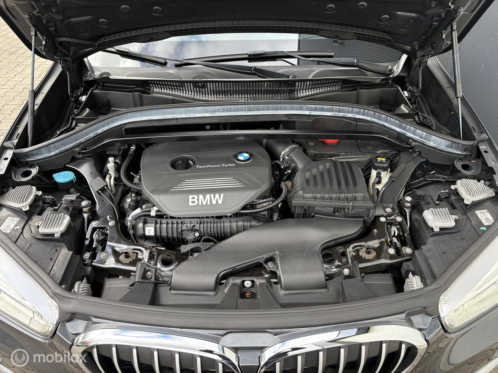 Foto van BMW X1 Xdrive20i
