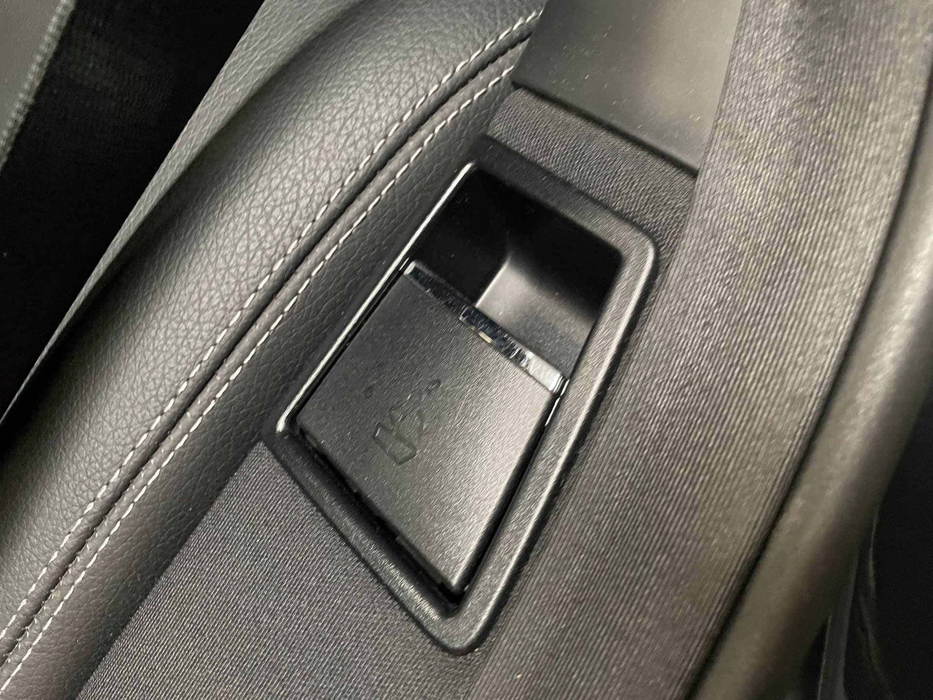 Foto van Mercedes-Benz E 350