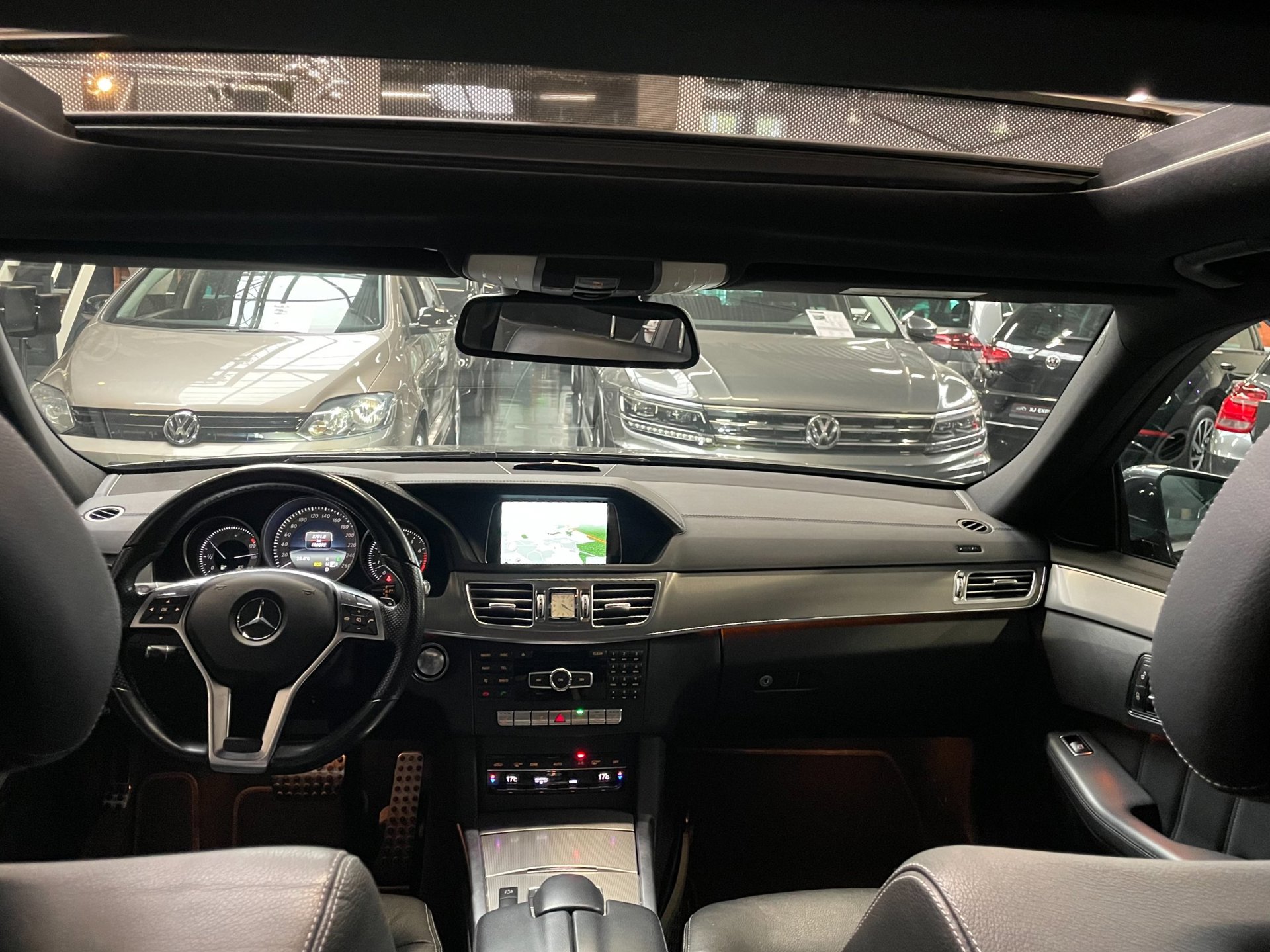 Foto van Mercedes-Benz E 350