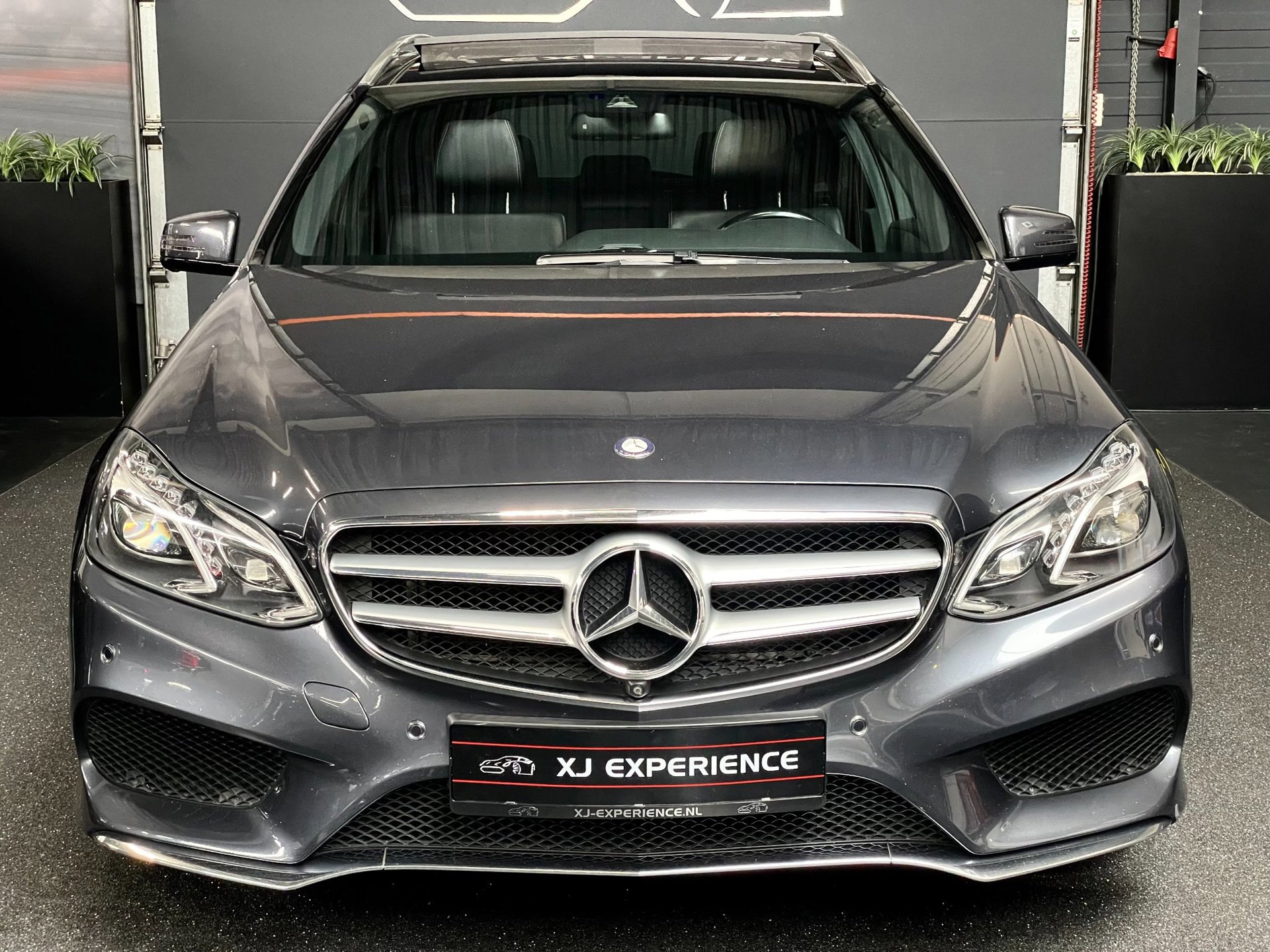 Foto van Mercedes-Benz E 350