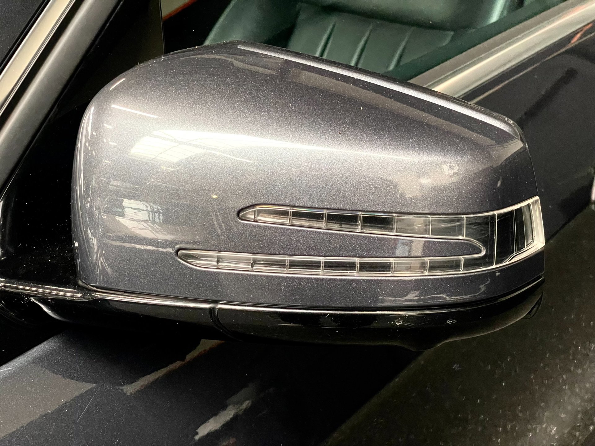 Foto van Mercedes-Benz E 350