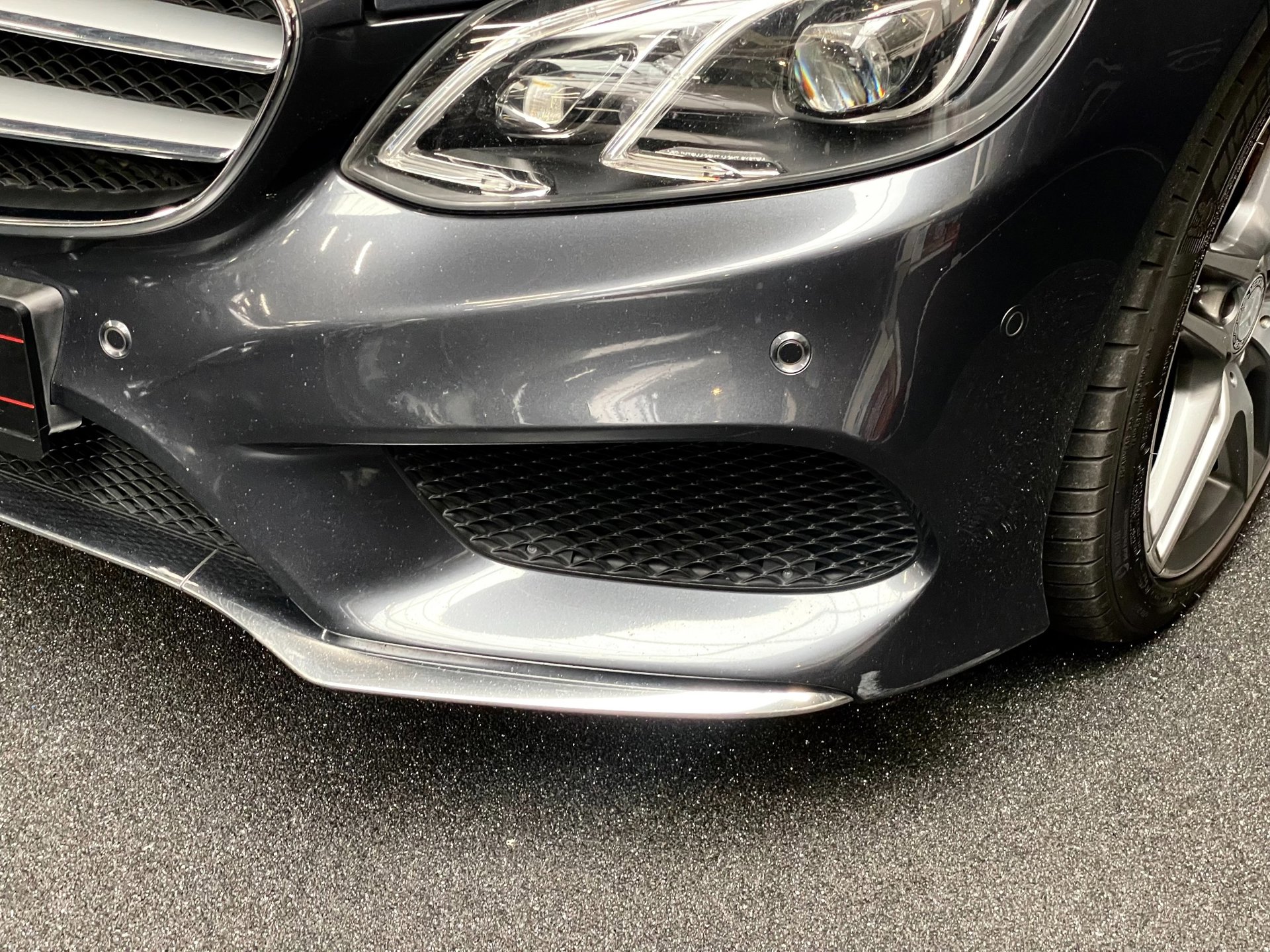 Foto van Mercedes-Benz E 350