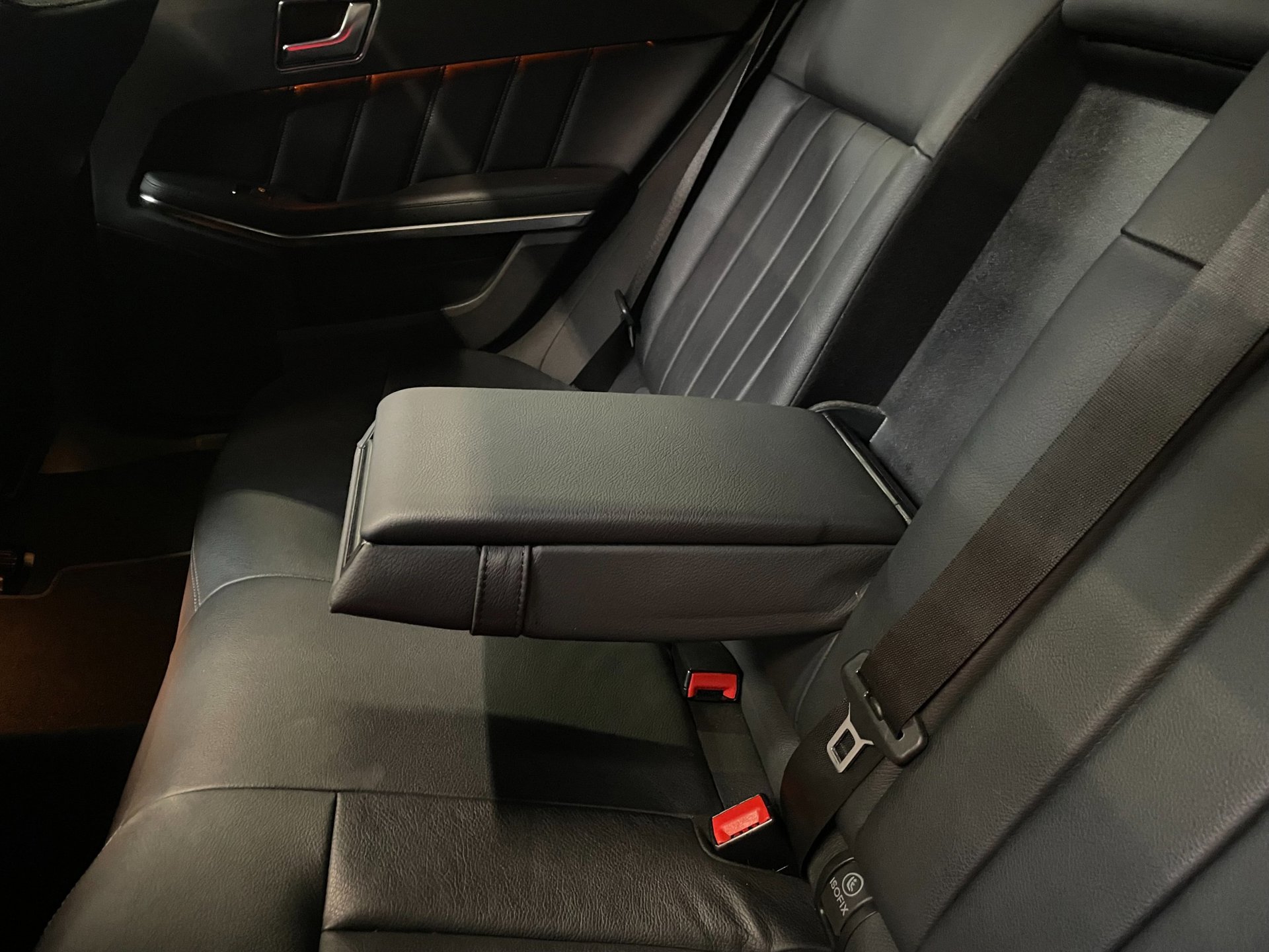 Foto van Mercedes-Benz E 350