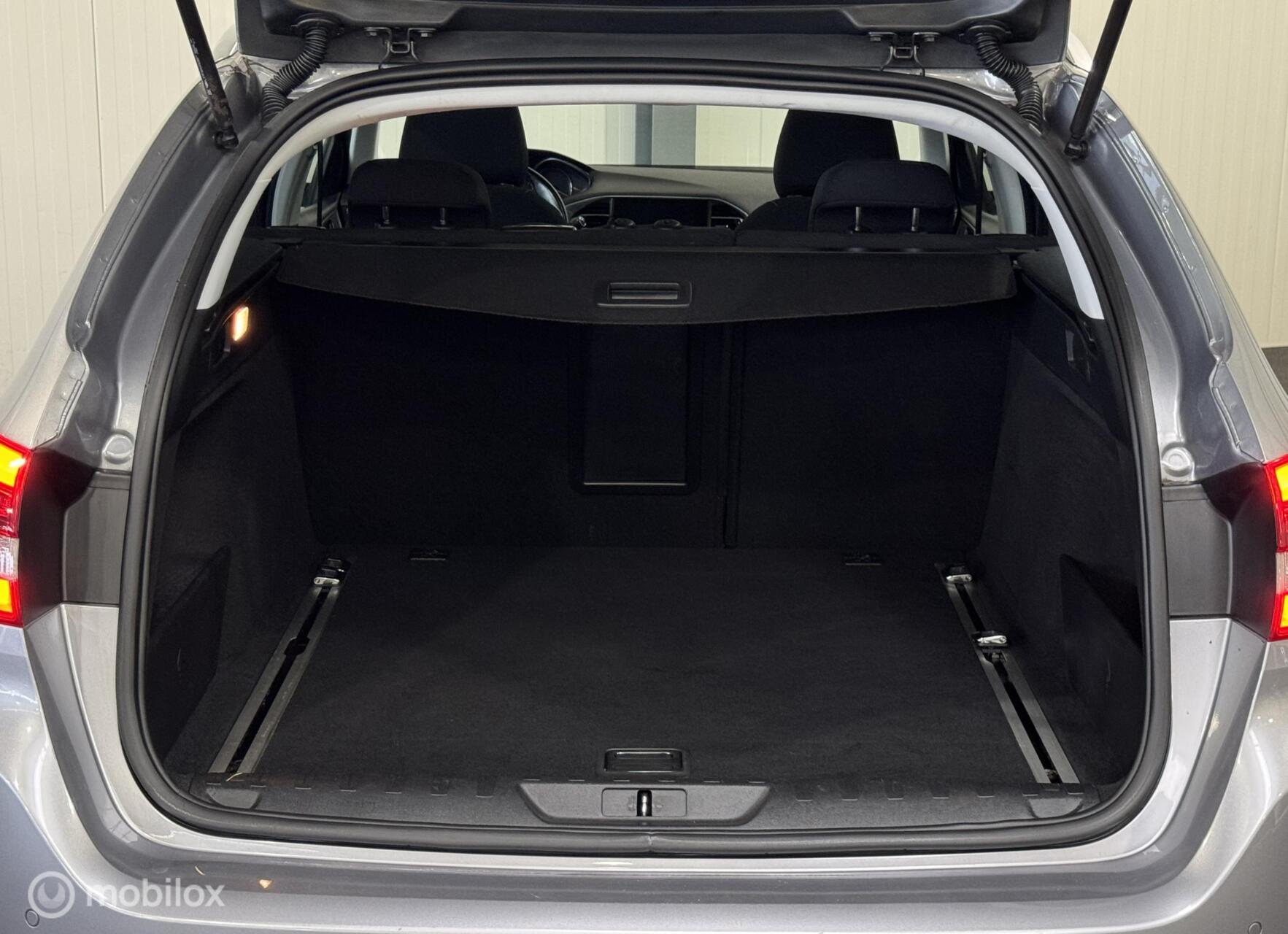 Foto van Peugeot 308 SW