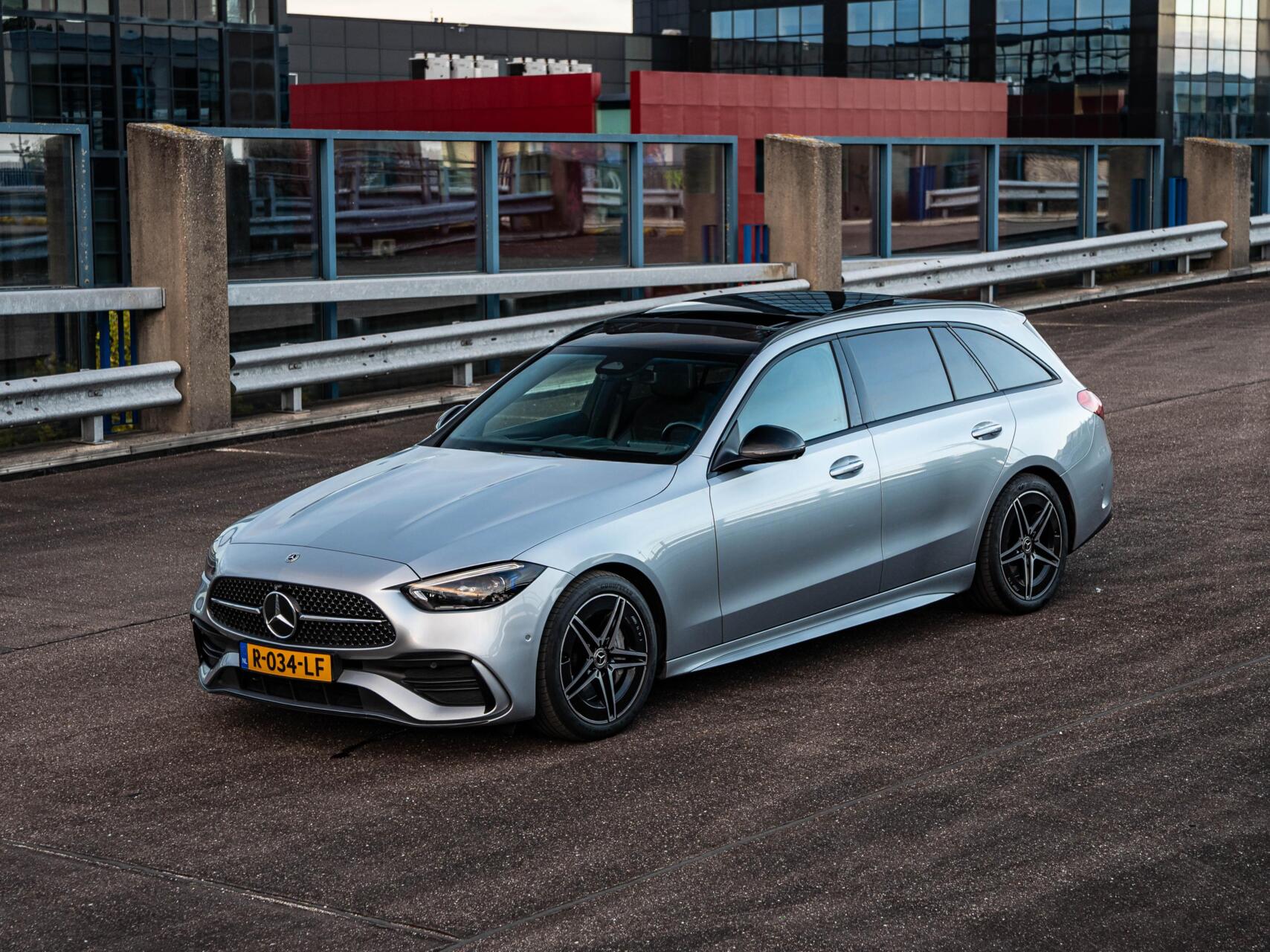 Foto van Mercedes-Benz C 200