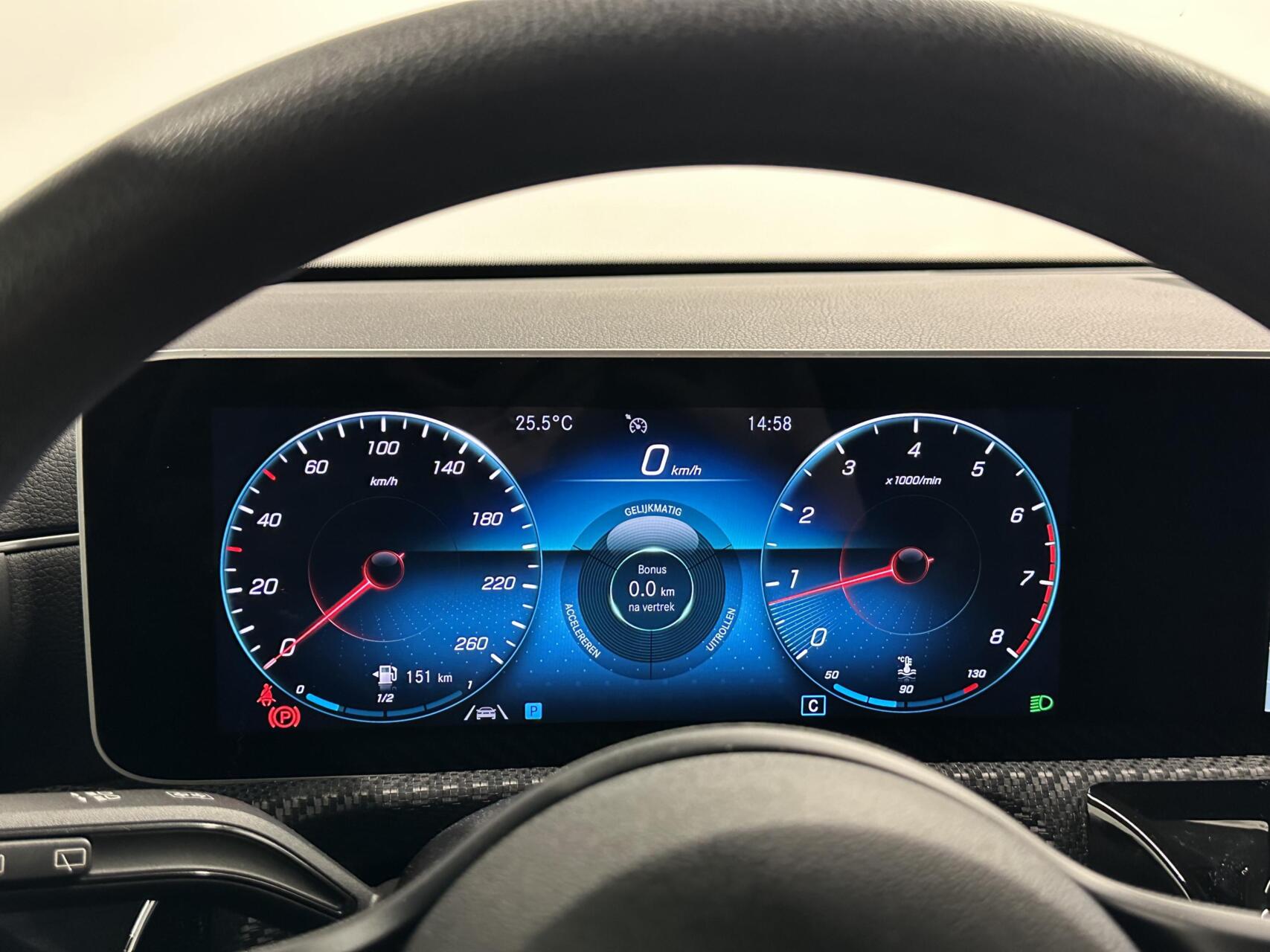 Foto van Mercedes-Benz A 200