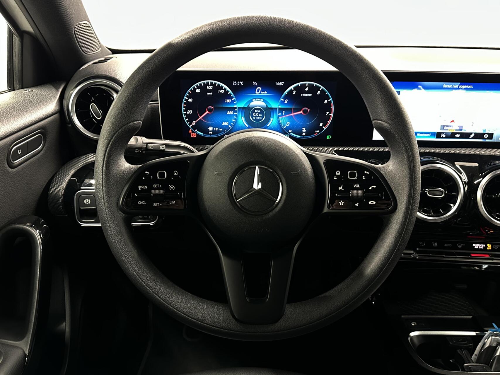 Foto van Mercedes-Benz A 200