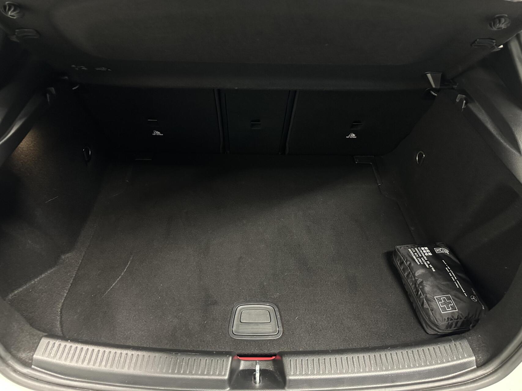 Foto van Mercedes-Benz A 200