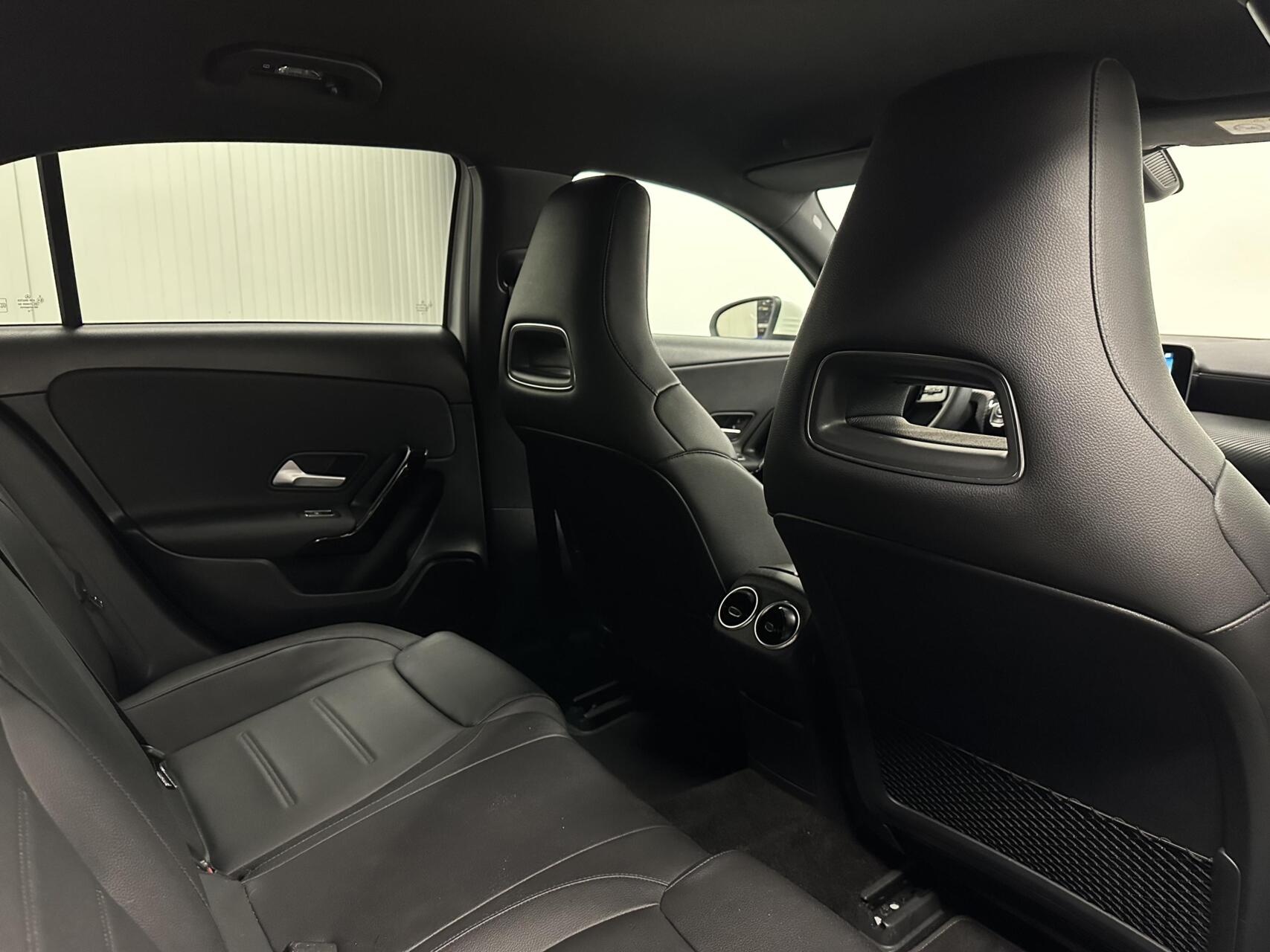 Foto van Mercedes-Benz A 200