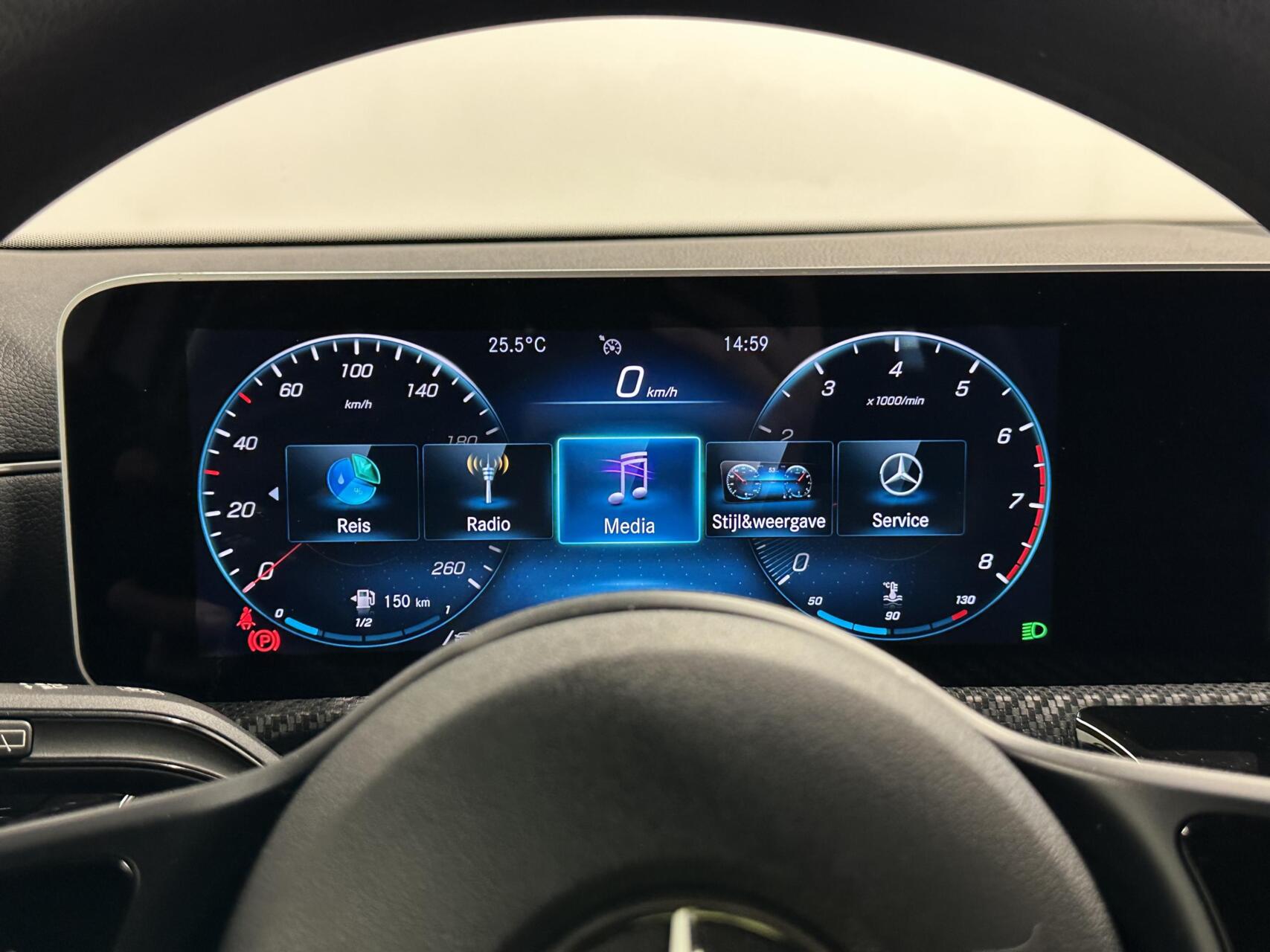 Foto van Mercedes-Benz A 200