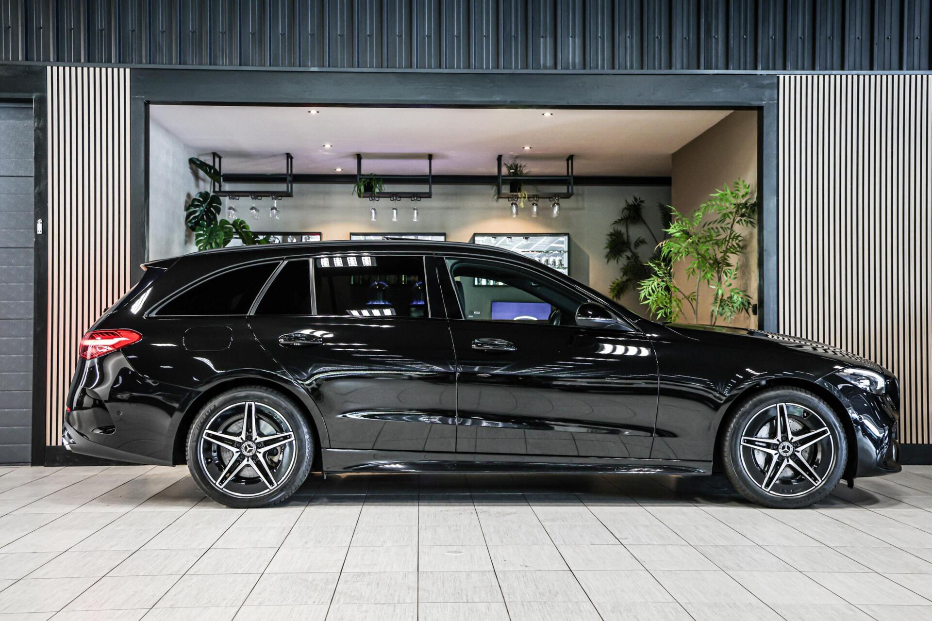 Foto van Mercedes-Benz C 300 E