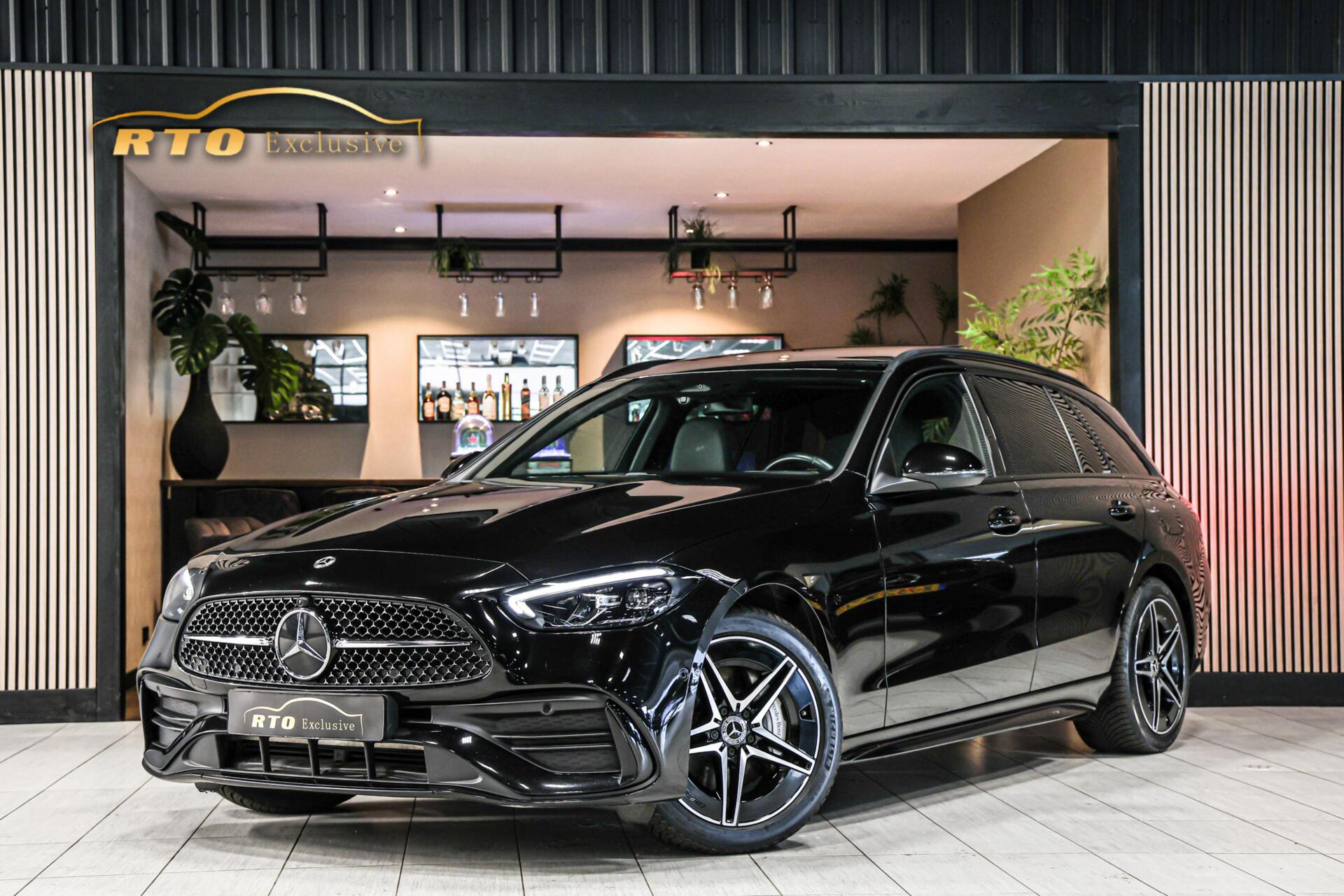 Mercedes-Benz C 300 E 300 e AMG Line|Night|Pano|Sfeer 2023 - voorkant