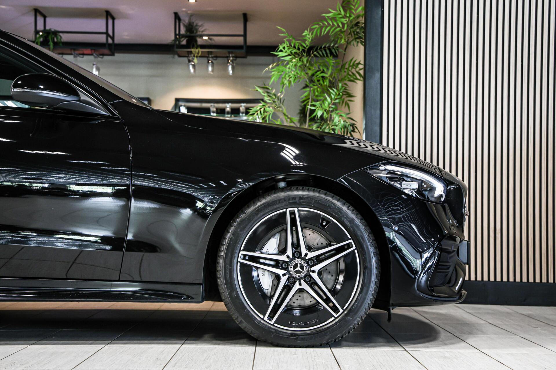 Foto van Mercedes-Benz C 300 E