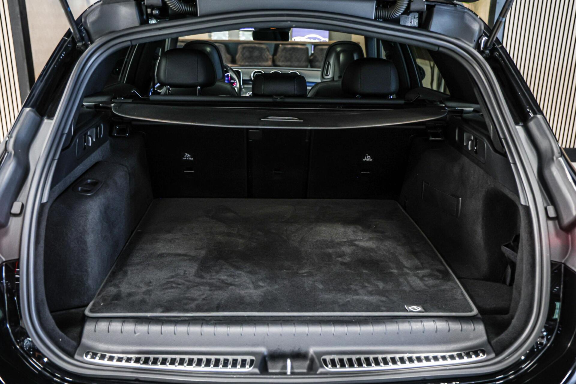 Foto van Mercedes-Benz C 300 E