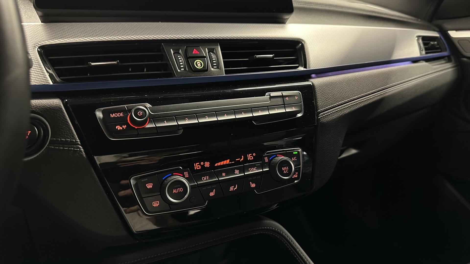 Foto van BMW X2 Xdrive25e