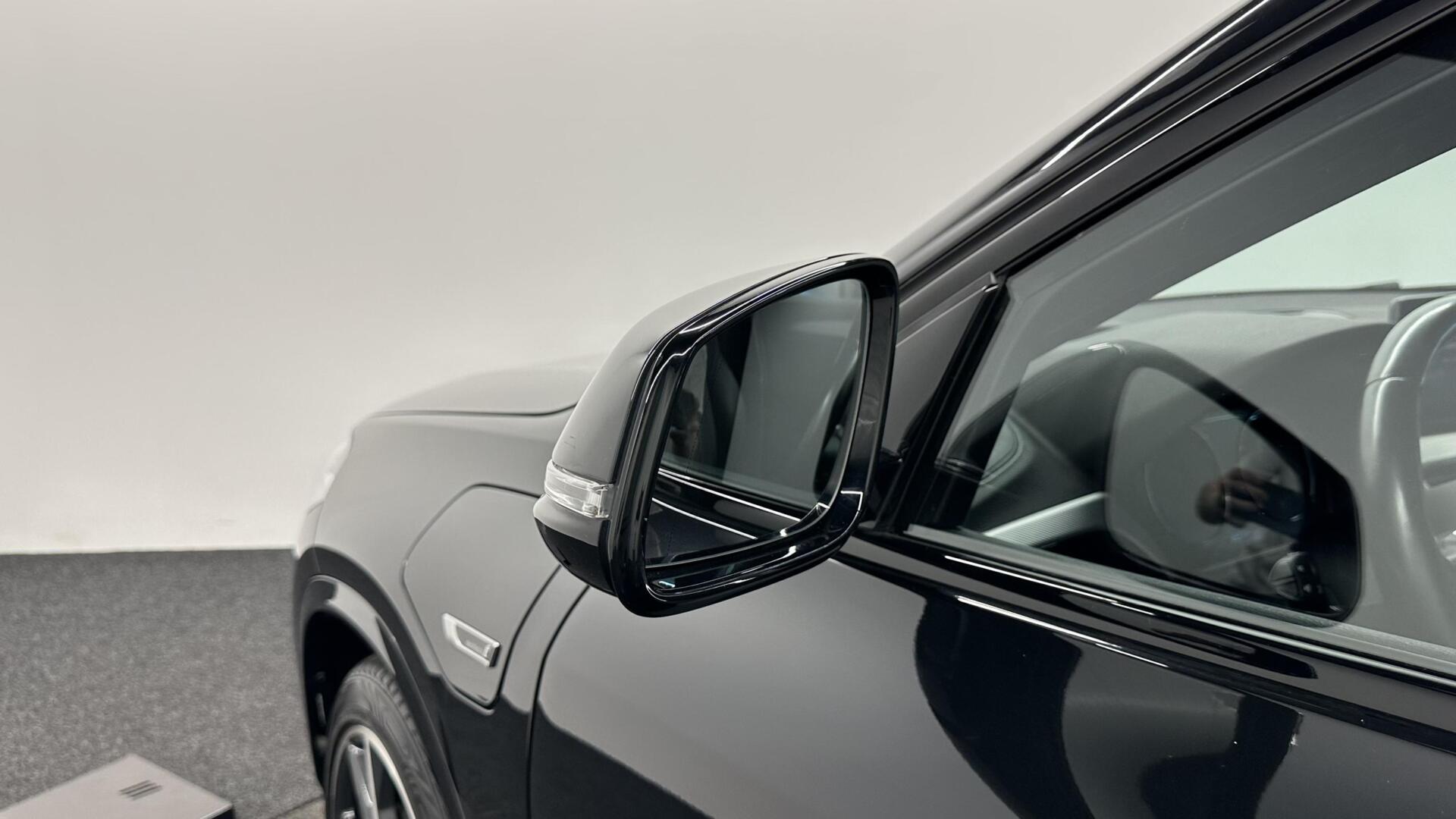 Foto van BMW X2 Xdrive25e