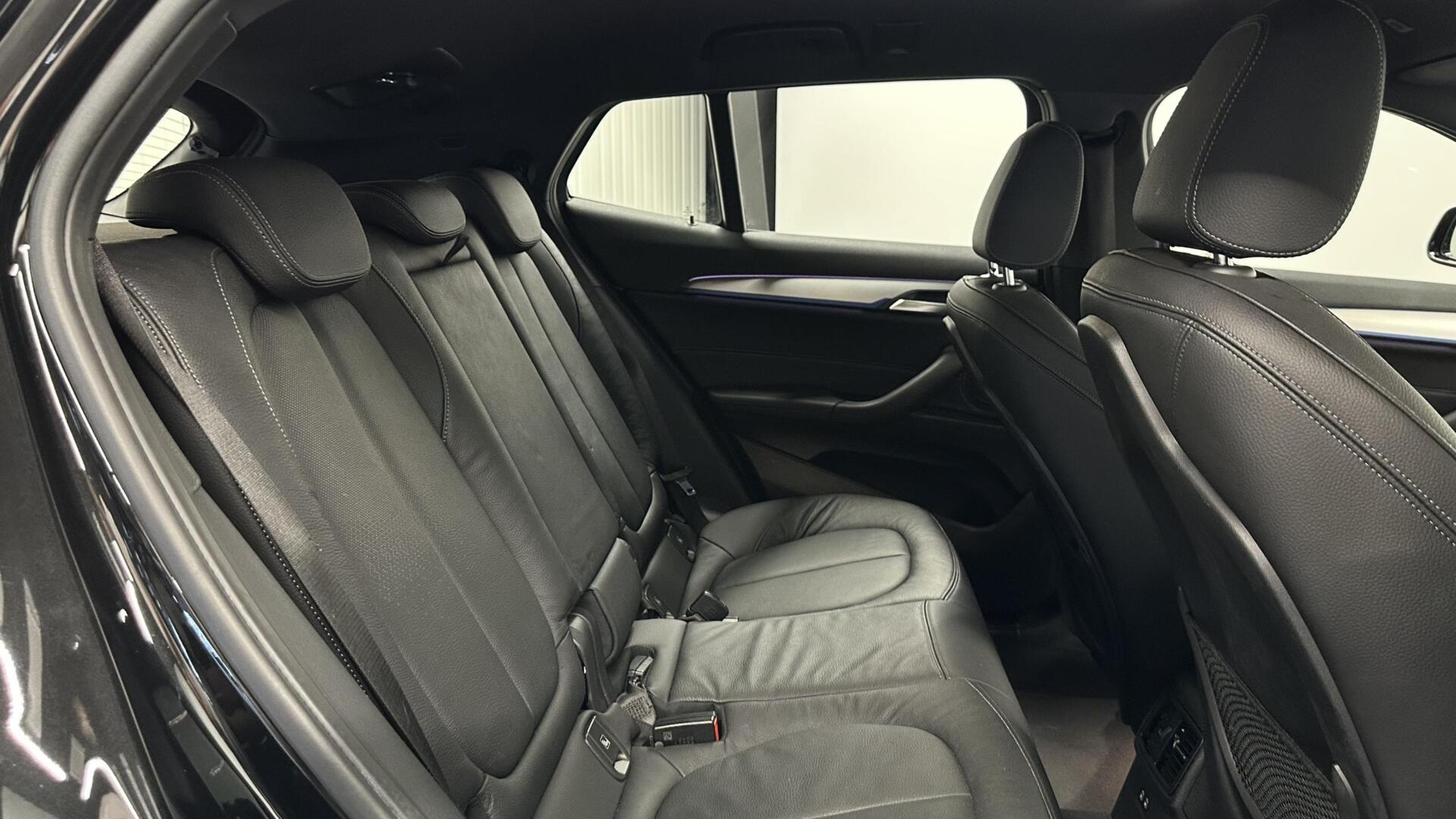 Foto van BMW X2 Xdrive25e