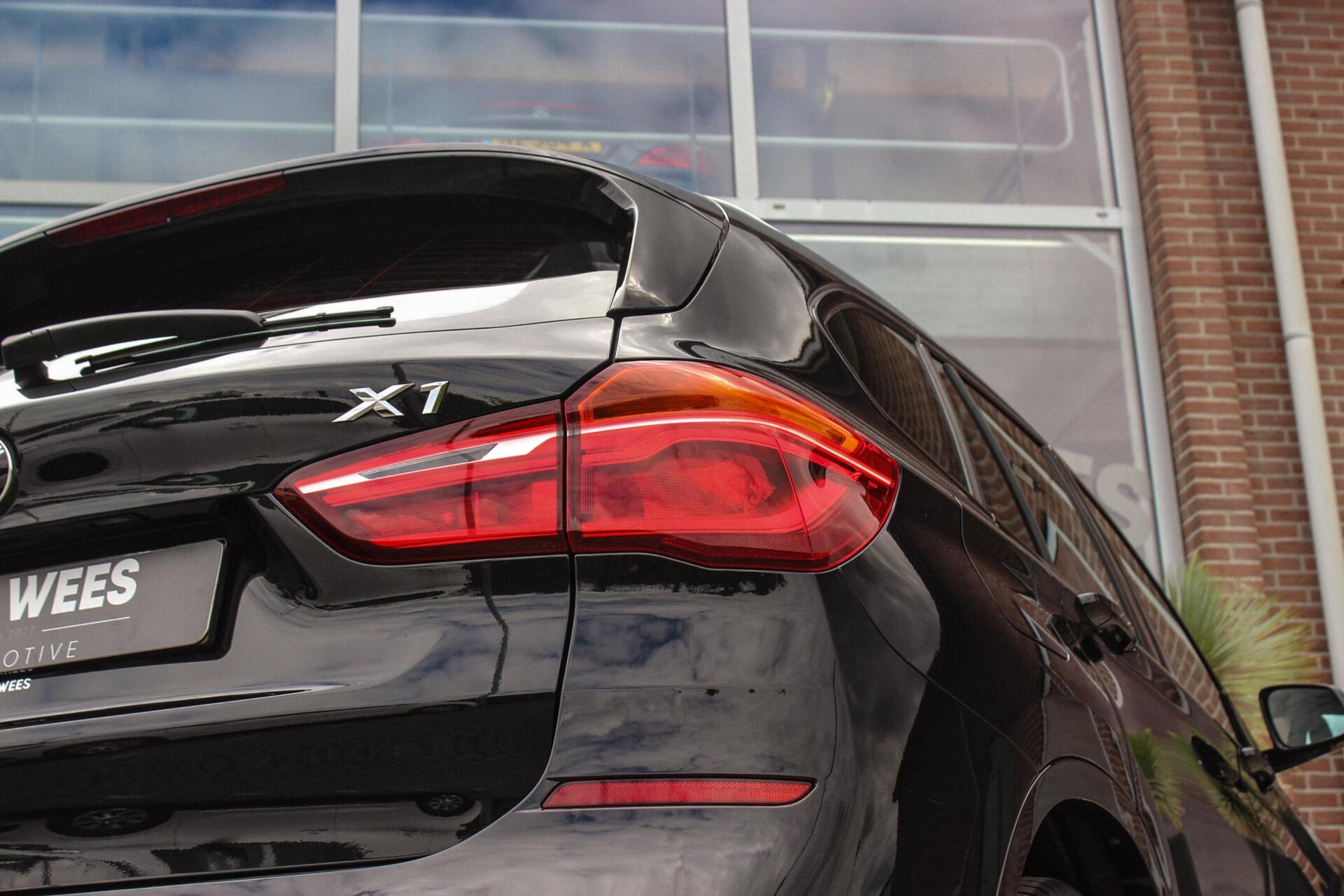 Foto van BMW X1 Sdrive18d