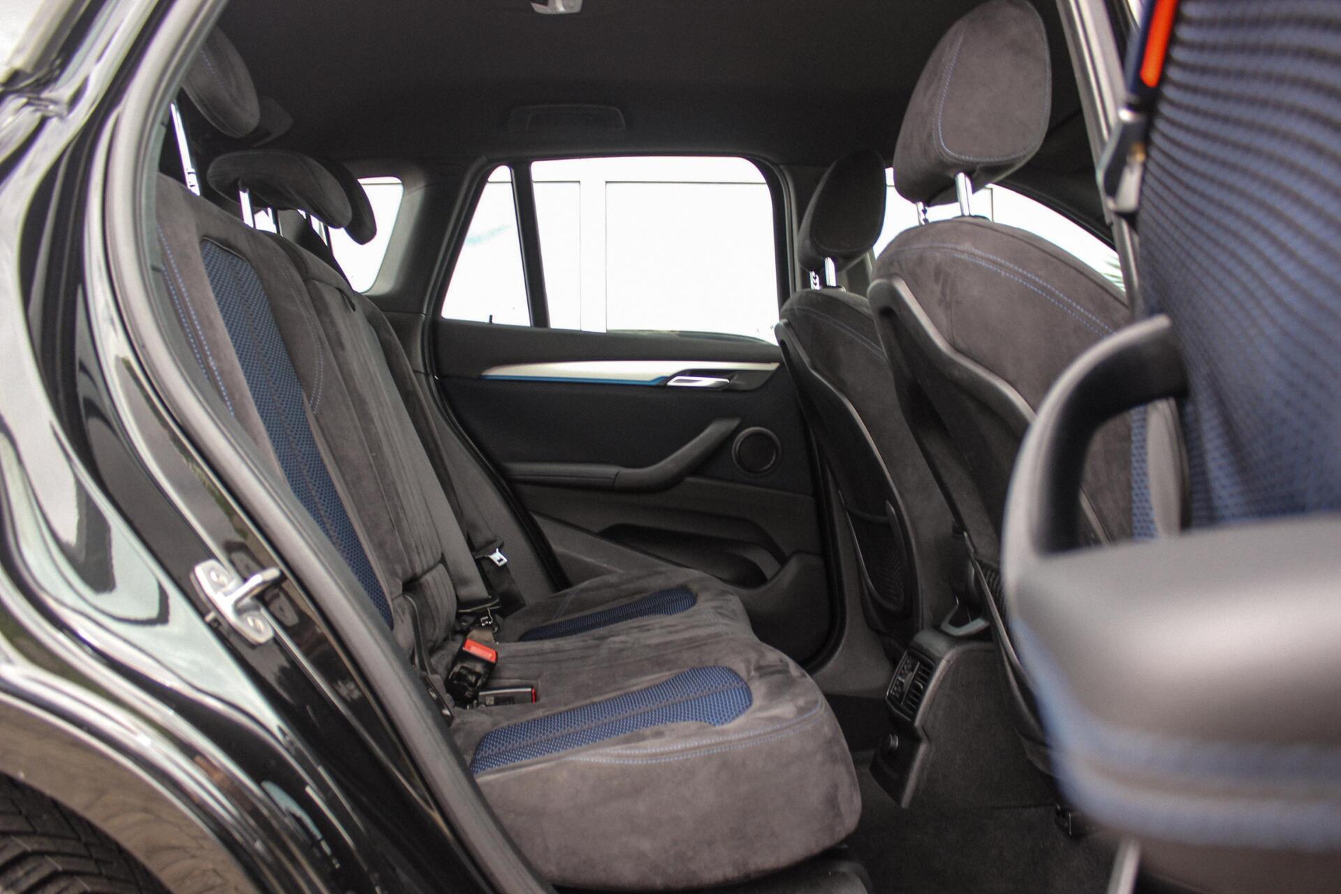 Foto van BMW X1 Sdrive18d