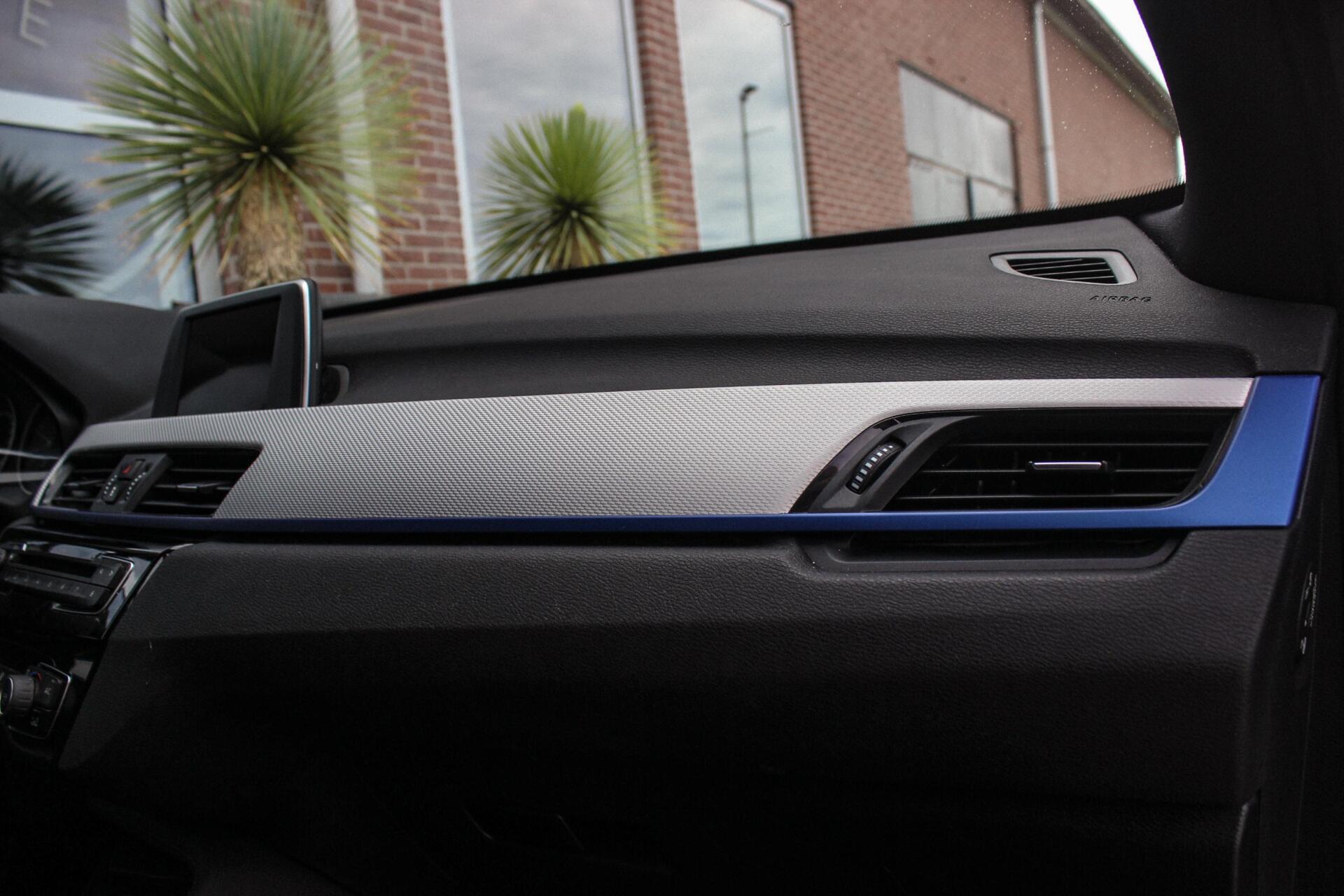 Foto van BMW X1 Sdrive18d
