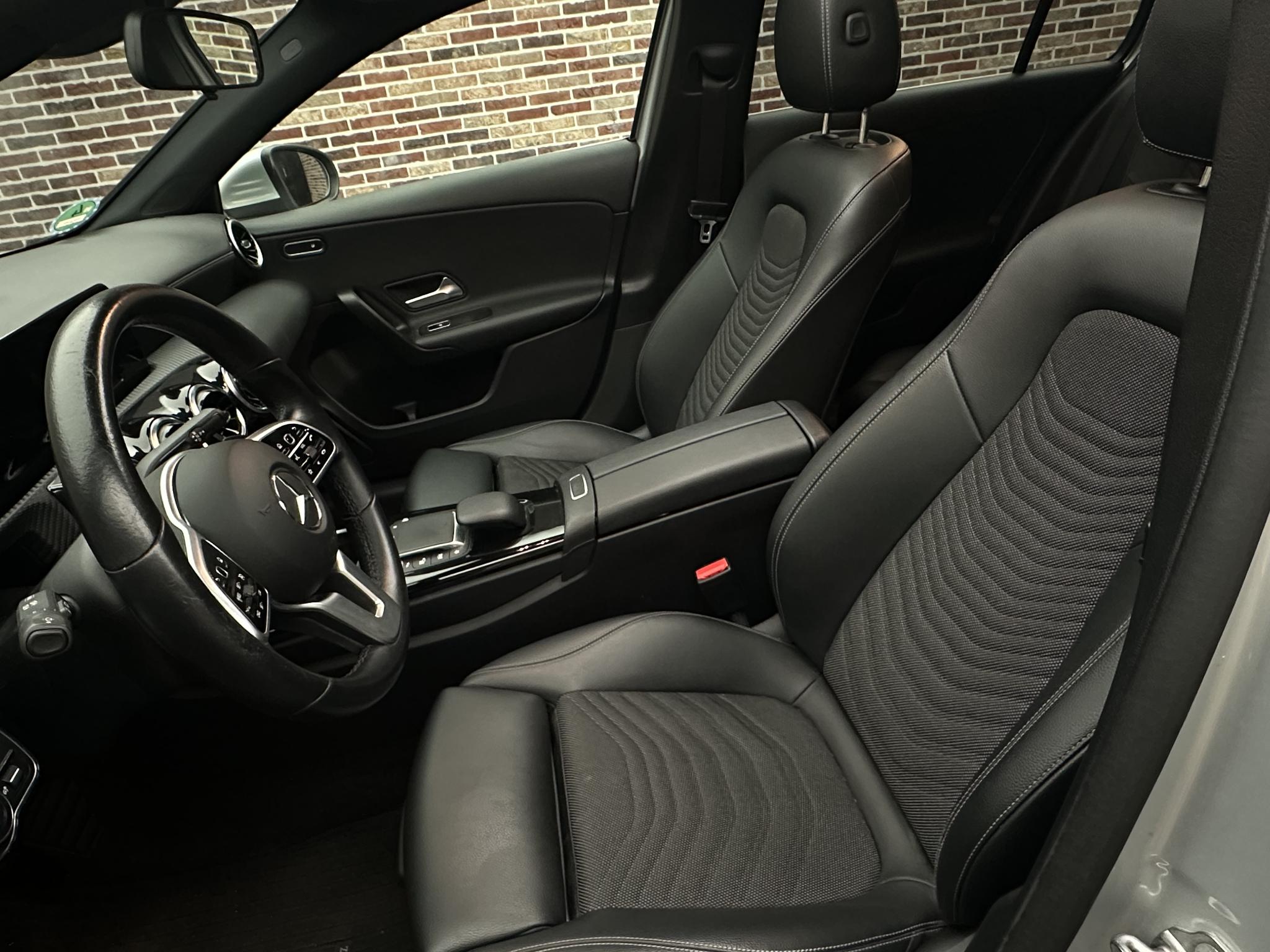 Foto van Mercedes-Benz A 200