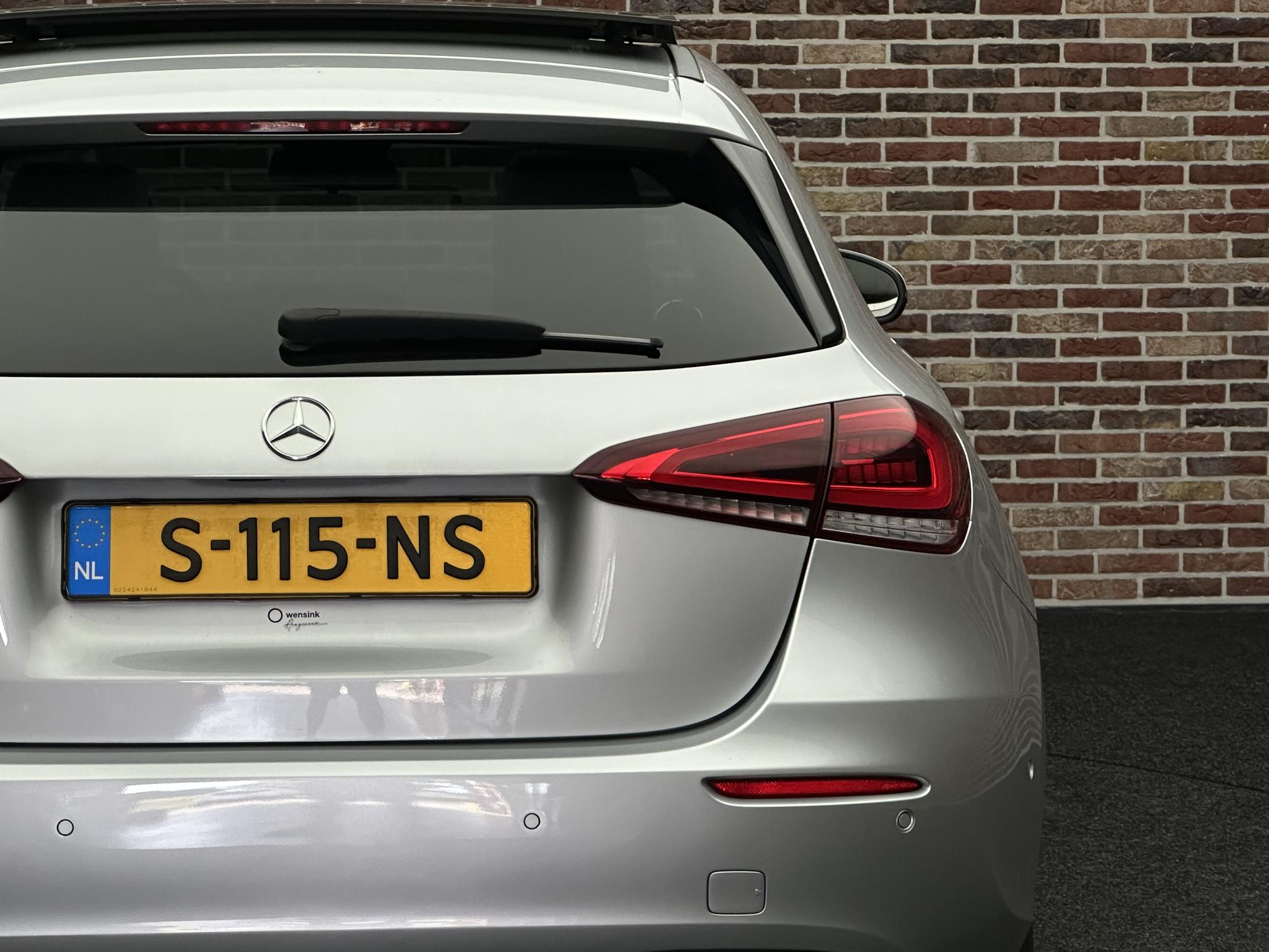 Foto van Mercedes-Benz A 200