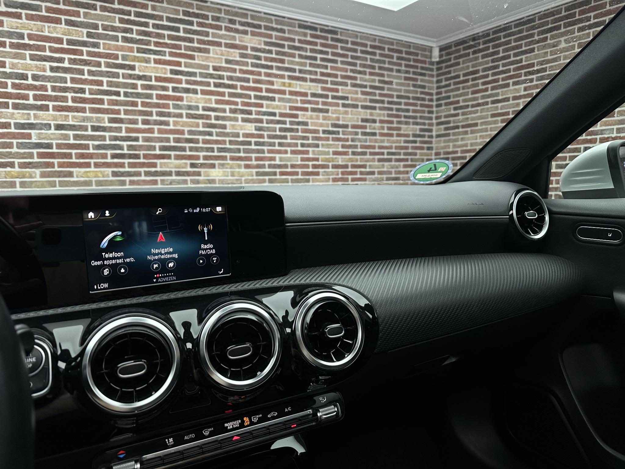 Foto van Mercedes-Benz A 200
