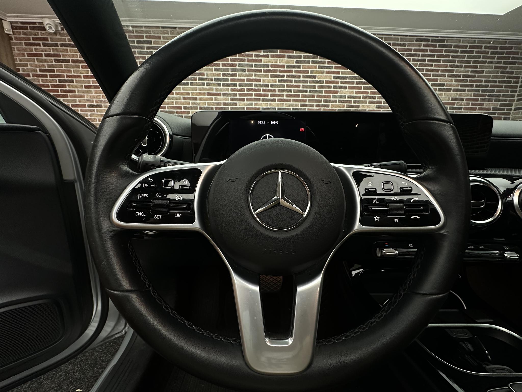 Foto van Mercedes-Benz A 200