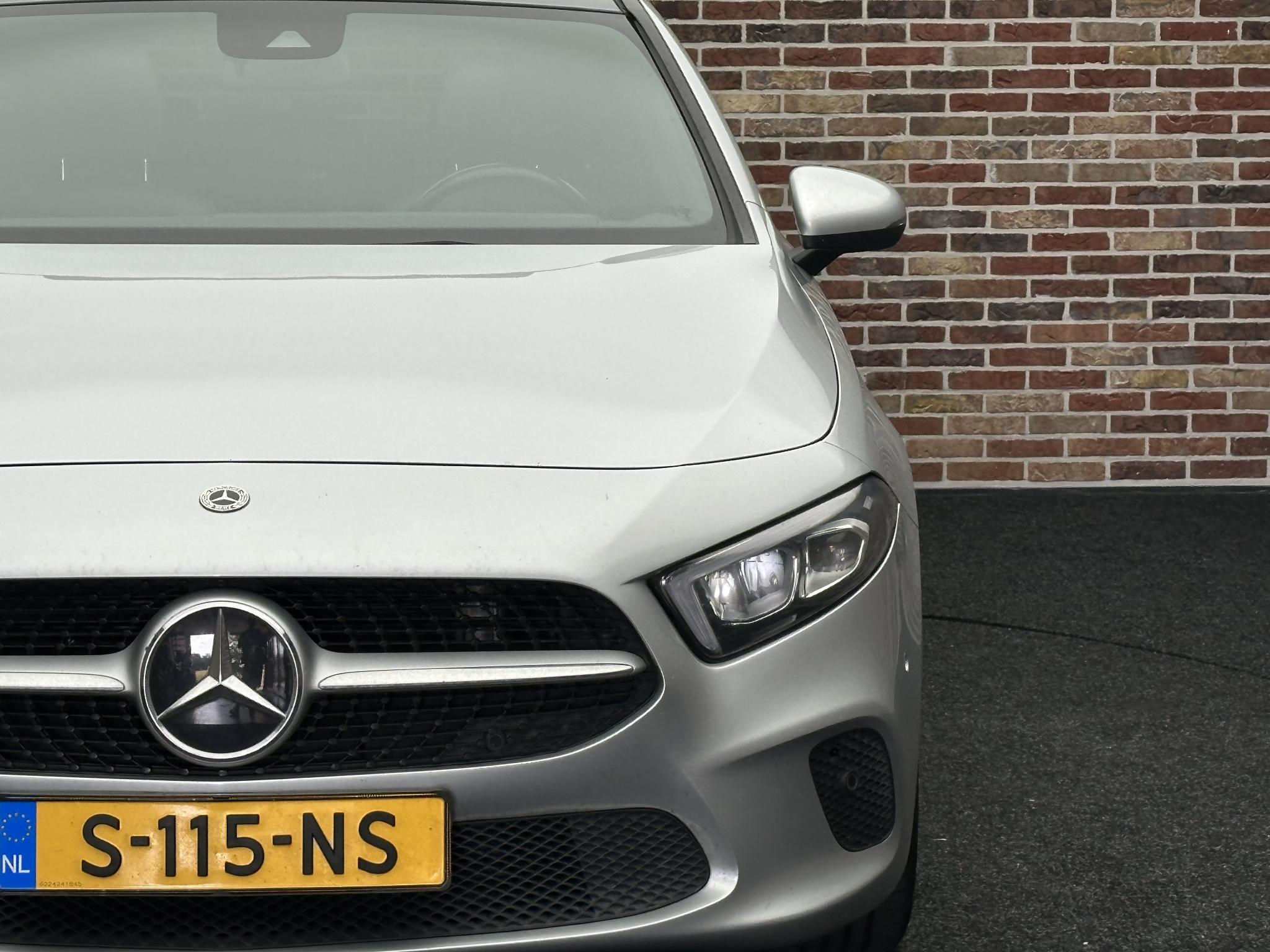 Foto van Mercedes-Benz A 200