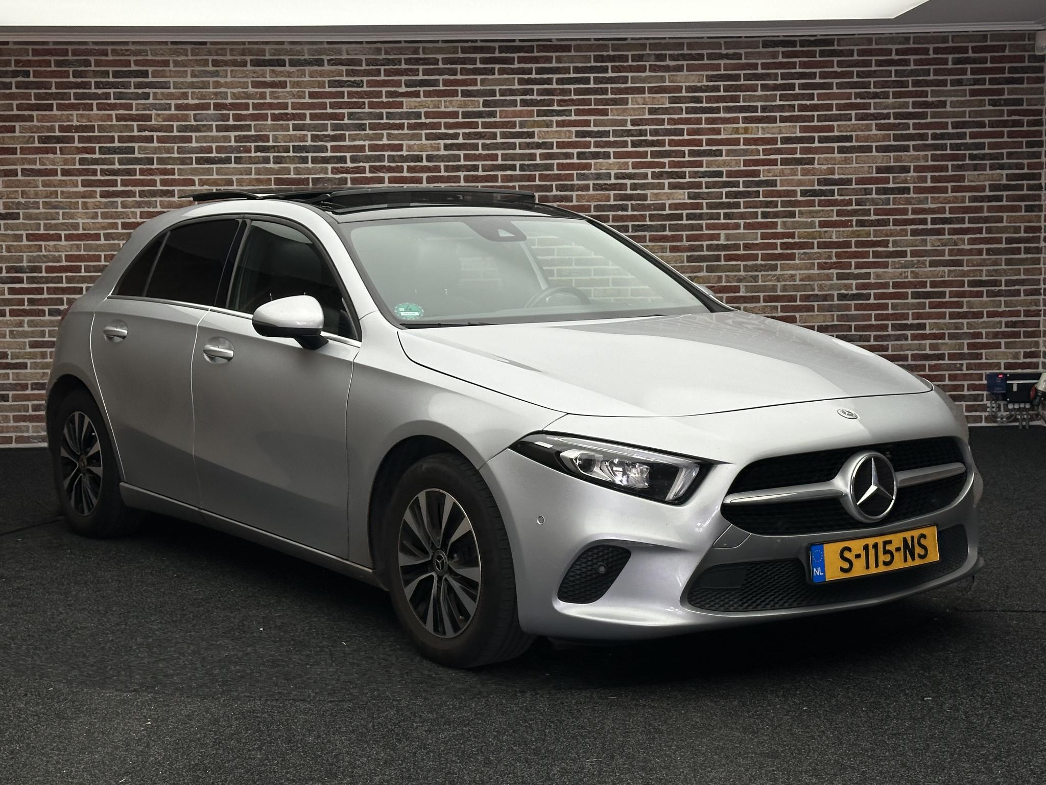 Foto van Mercedes-Benz A 200