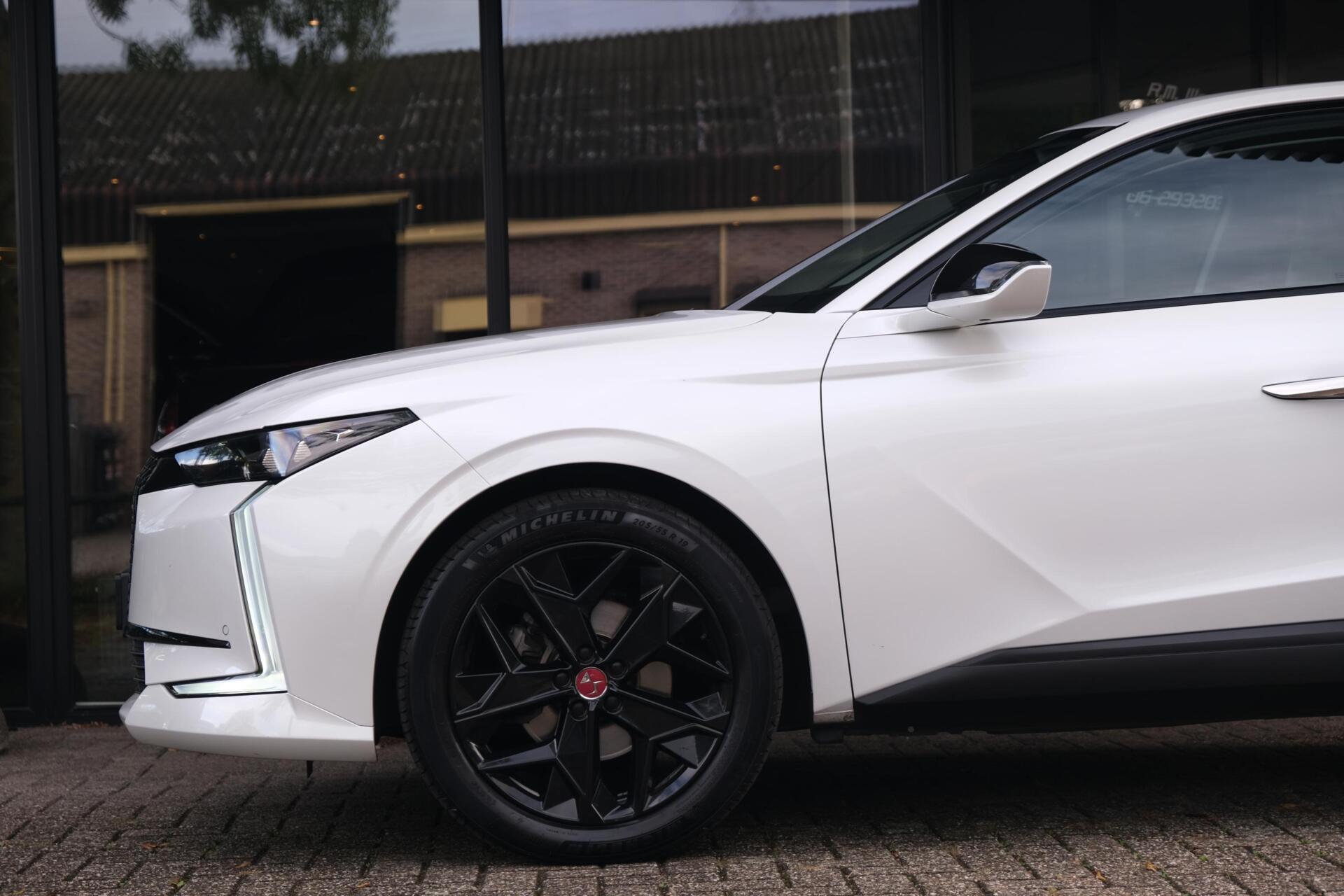Foto van DS Ds4