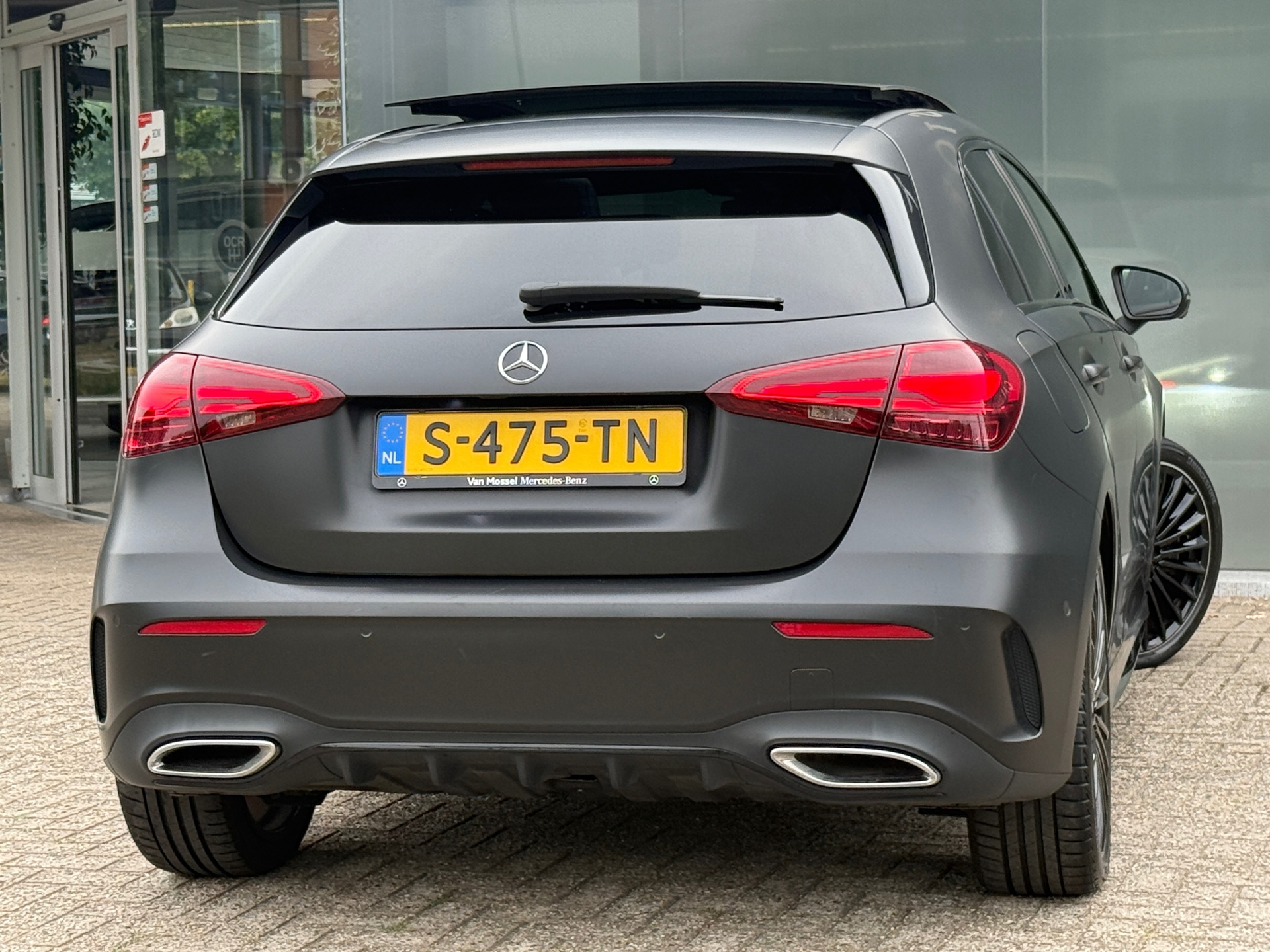 Foto van Mercedes-Benz A 250 E