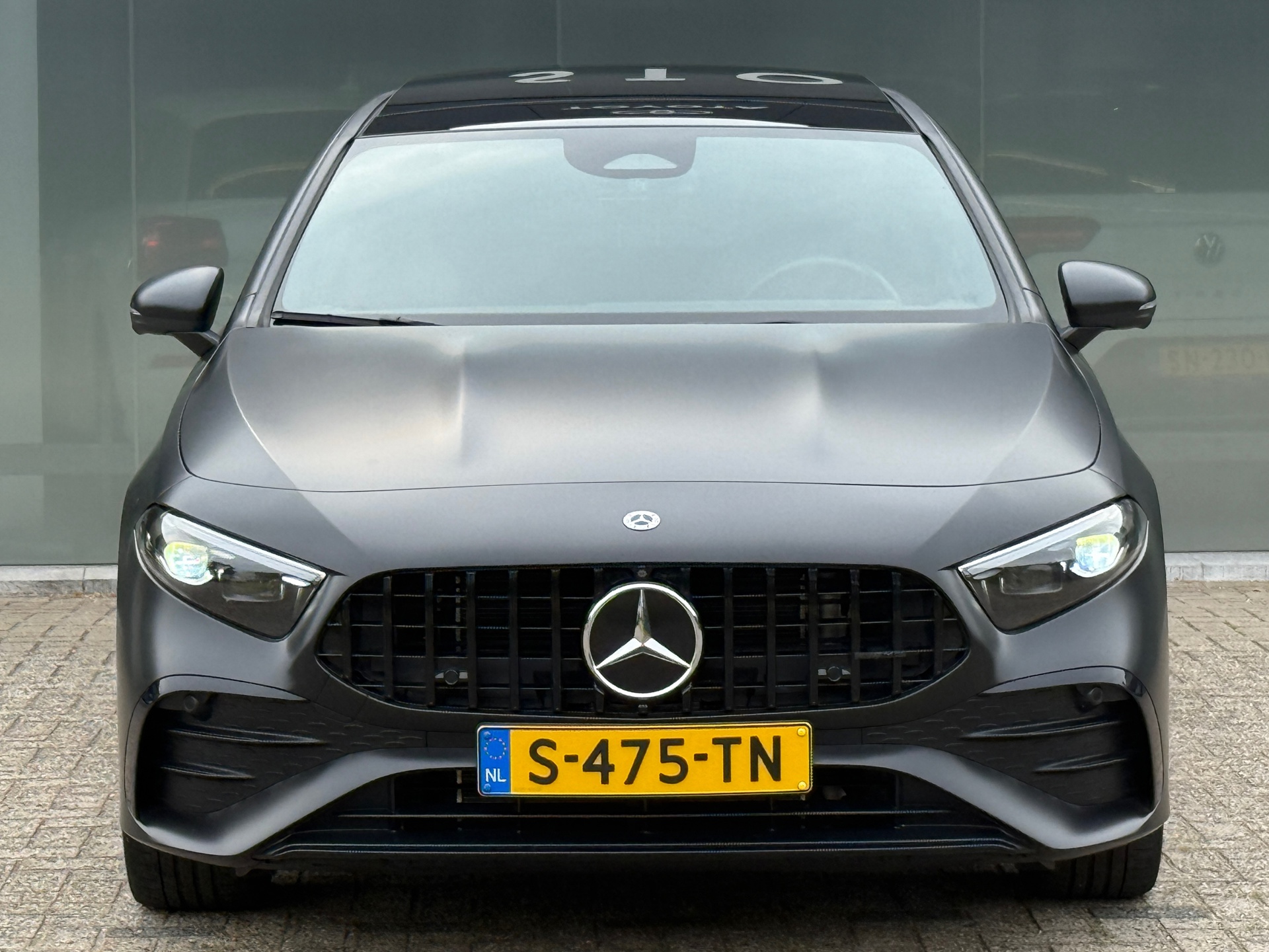 Foto van Mercedes-Benz A 250 E
